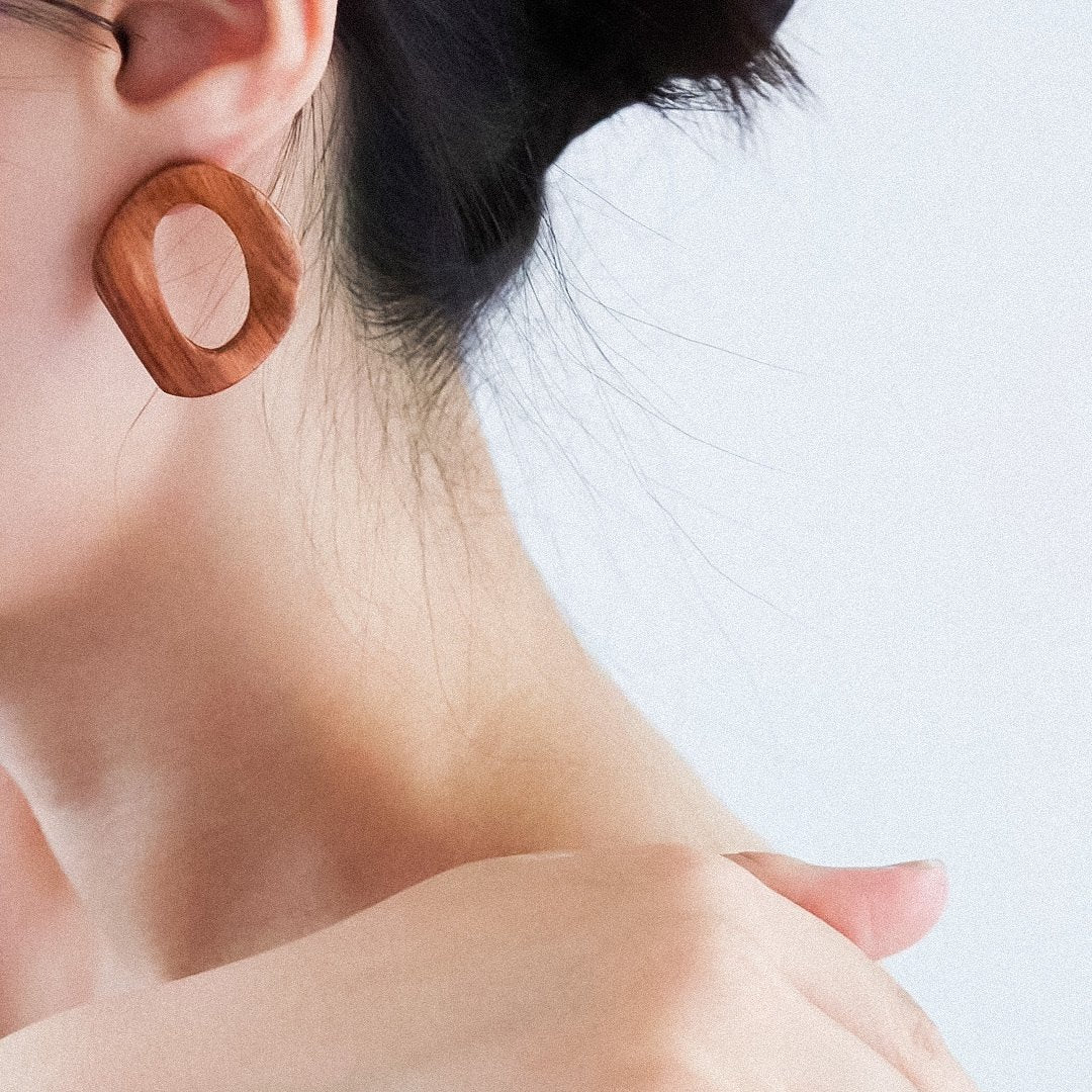 #A026 LOOK MY EYES EARRINGS - Letta A