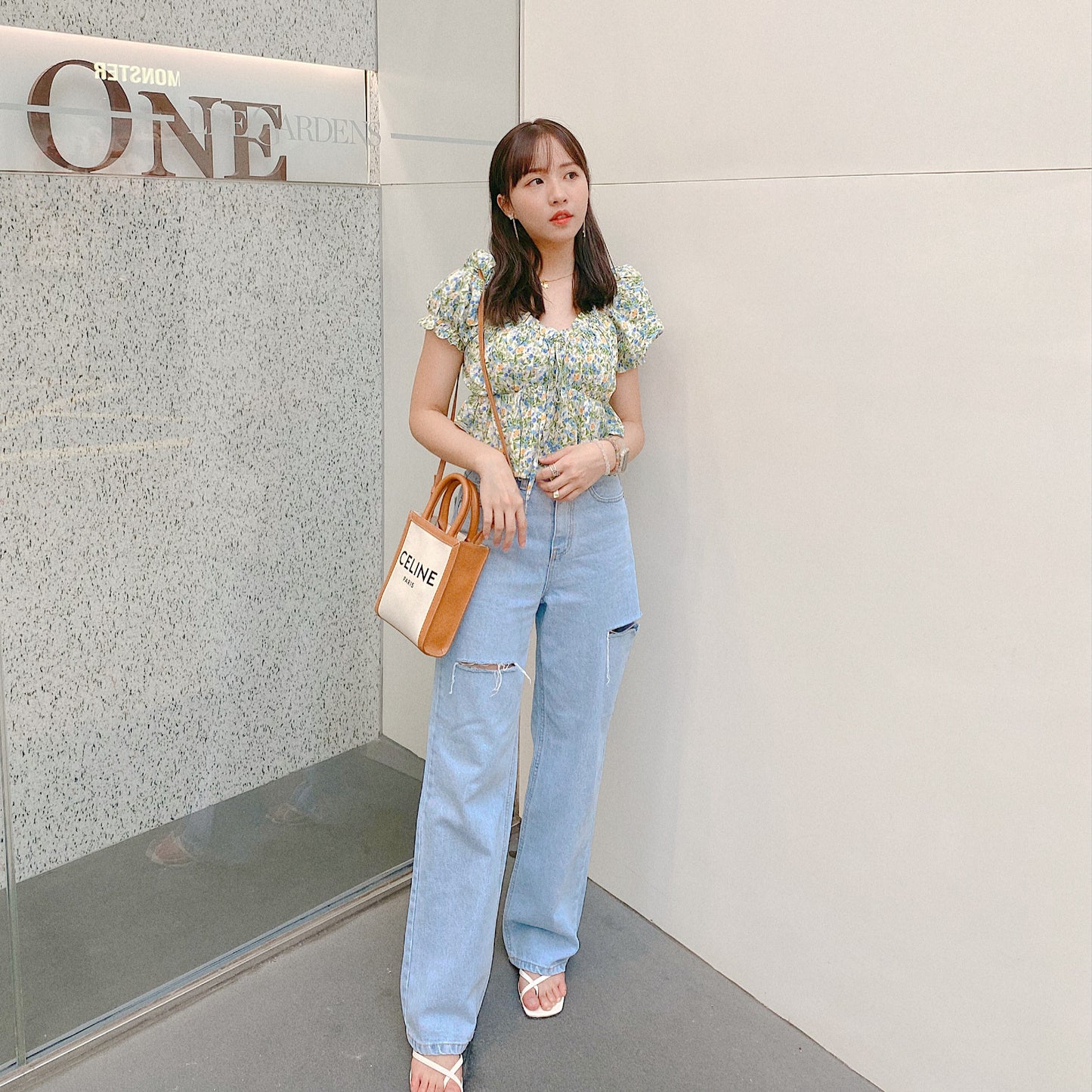 T545 FLOWERS DAY TOP