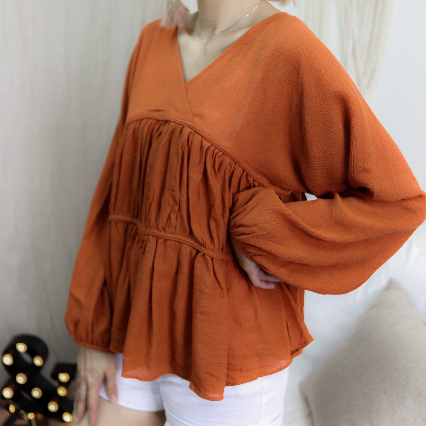 T392 ARITA V-NECK TOP - Letta A