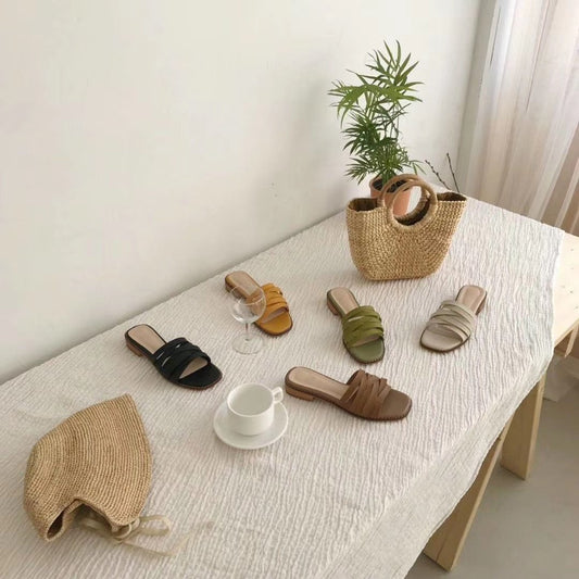 #PO004 WONT LET GO SANDAL - Letta A