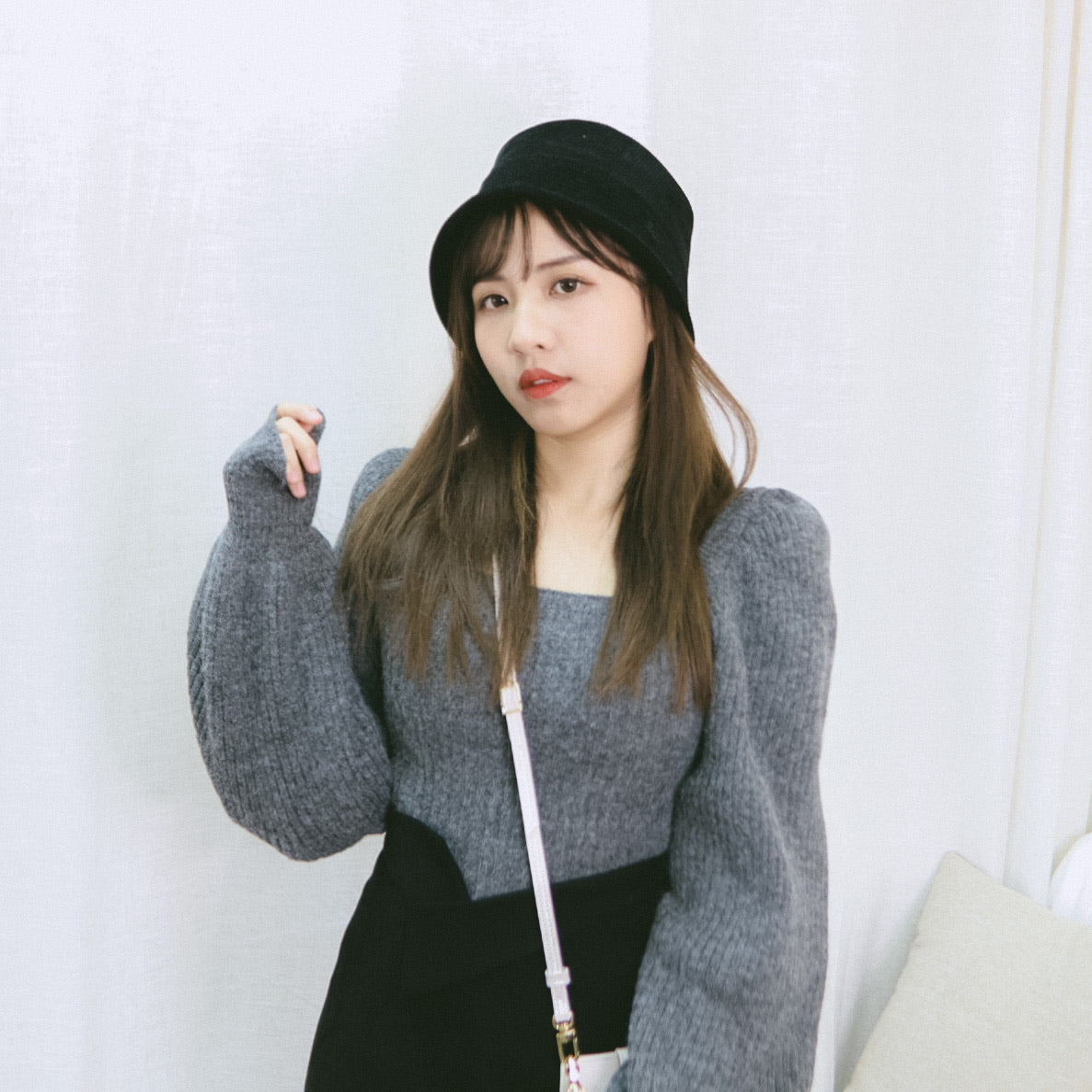 T411 WHAT AM I KNIT TOP