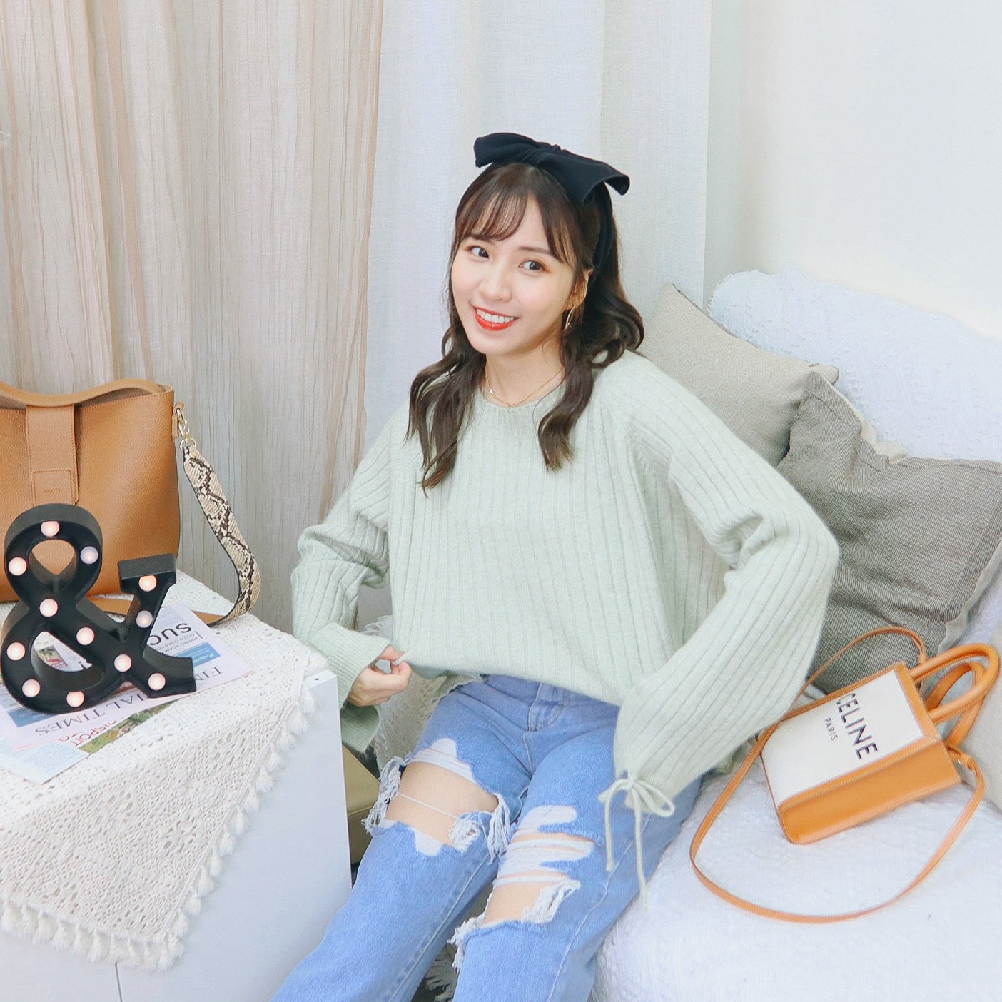 T369 BABY LOVE SWEATER - Letta A