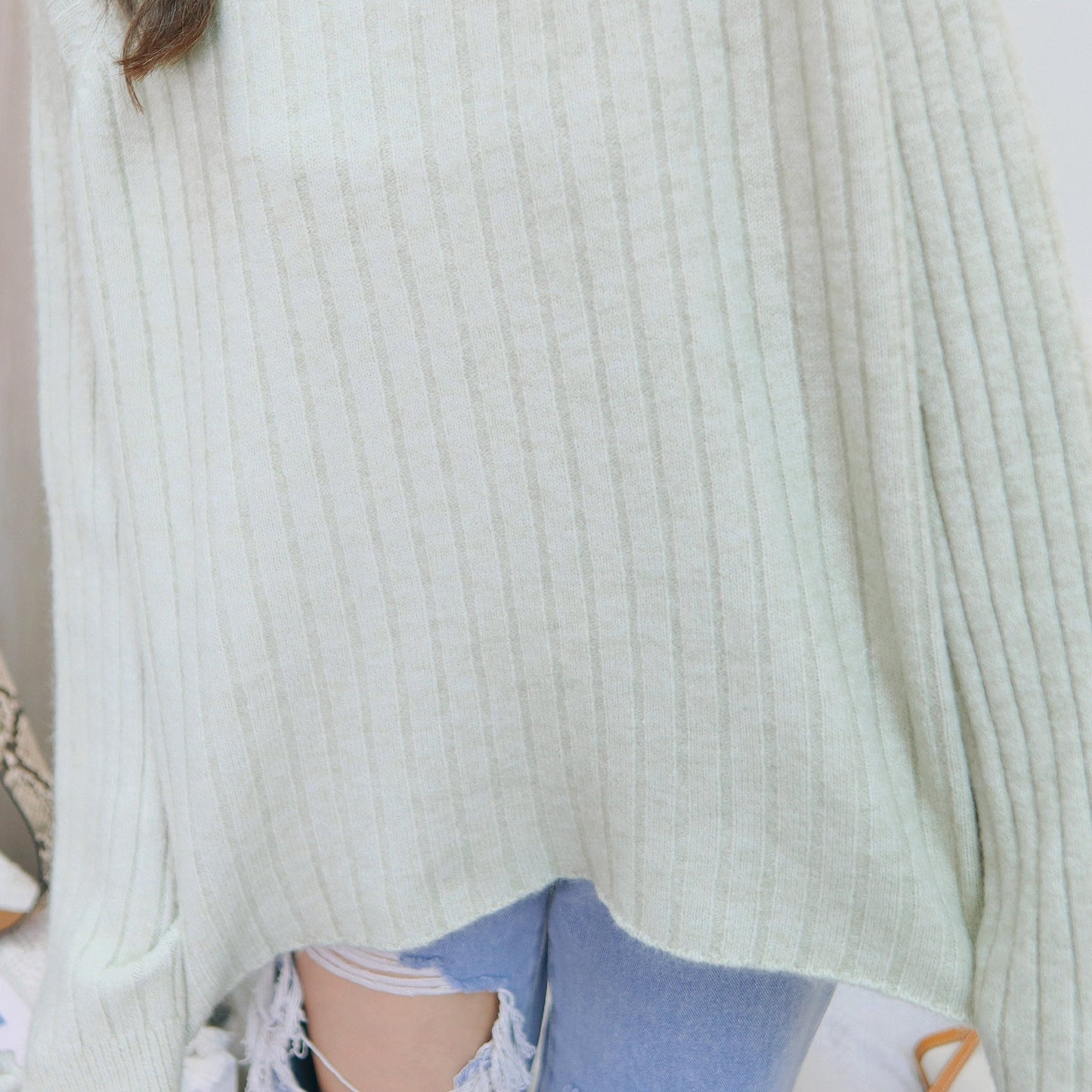 T369 BABY LOVE SWEATER - Letta A