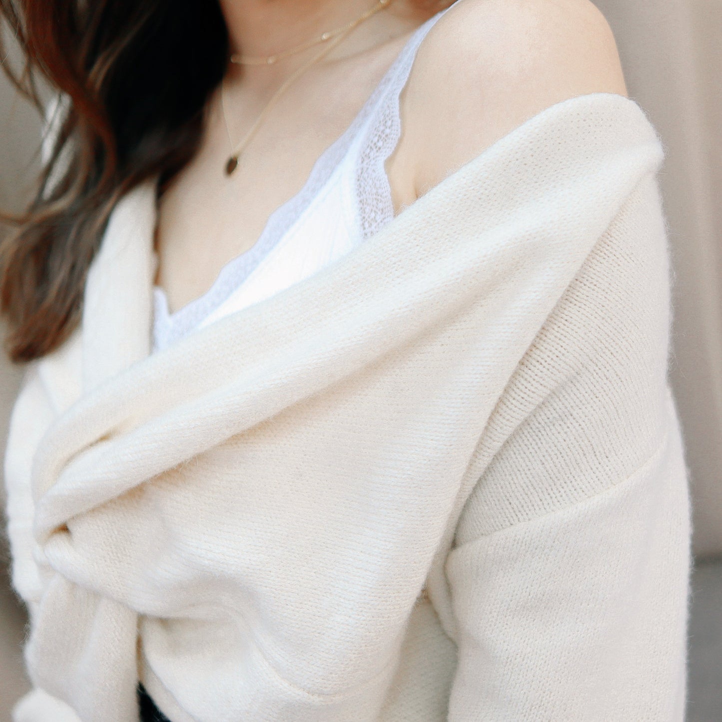 T385 IN LOVE CROSS SWEATER - Letta A