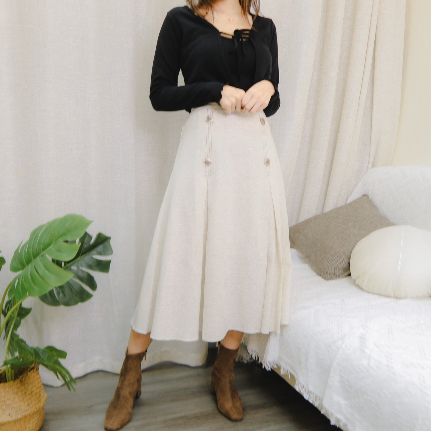 B187 MIDI SKIRT
