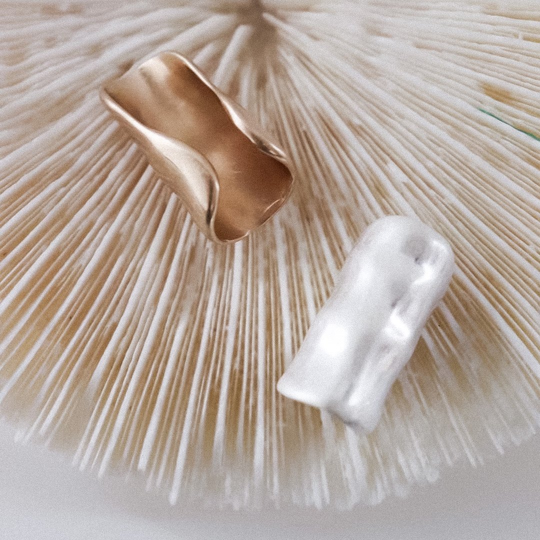 #A043 NO MATTER EARRINGS (GOLD) - Letta A
