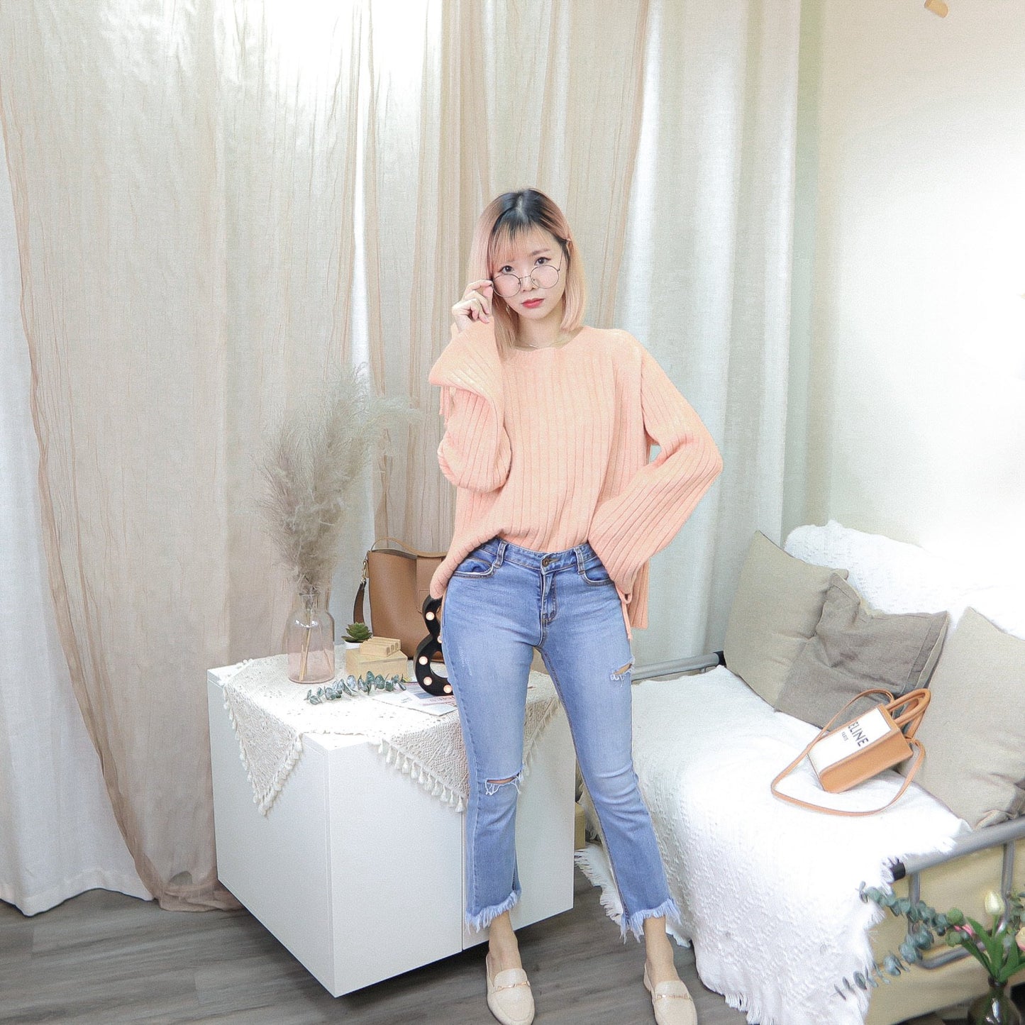 T369 BABY LOVE SWEATER - Letta A
