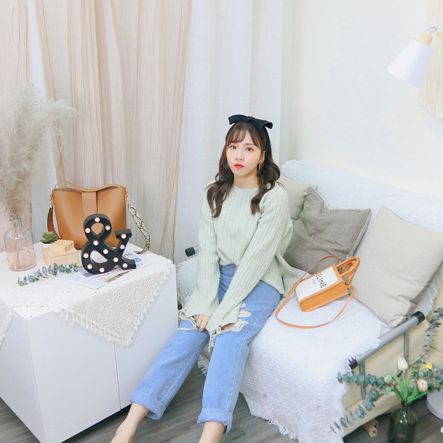 T369 BABY LOVE SWEATER - Letta A