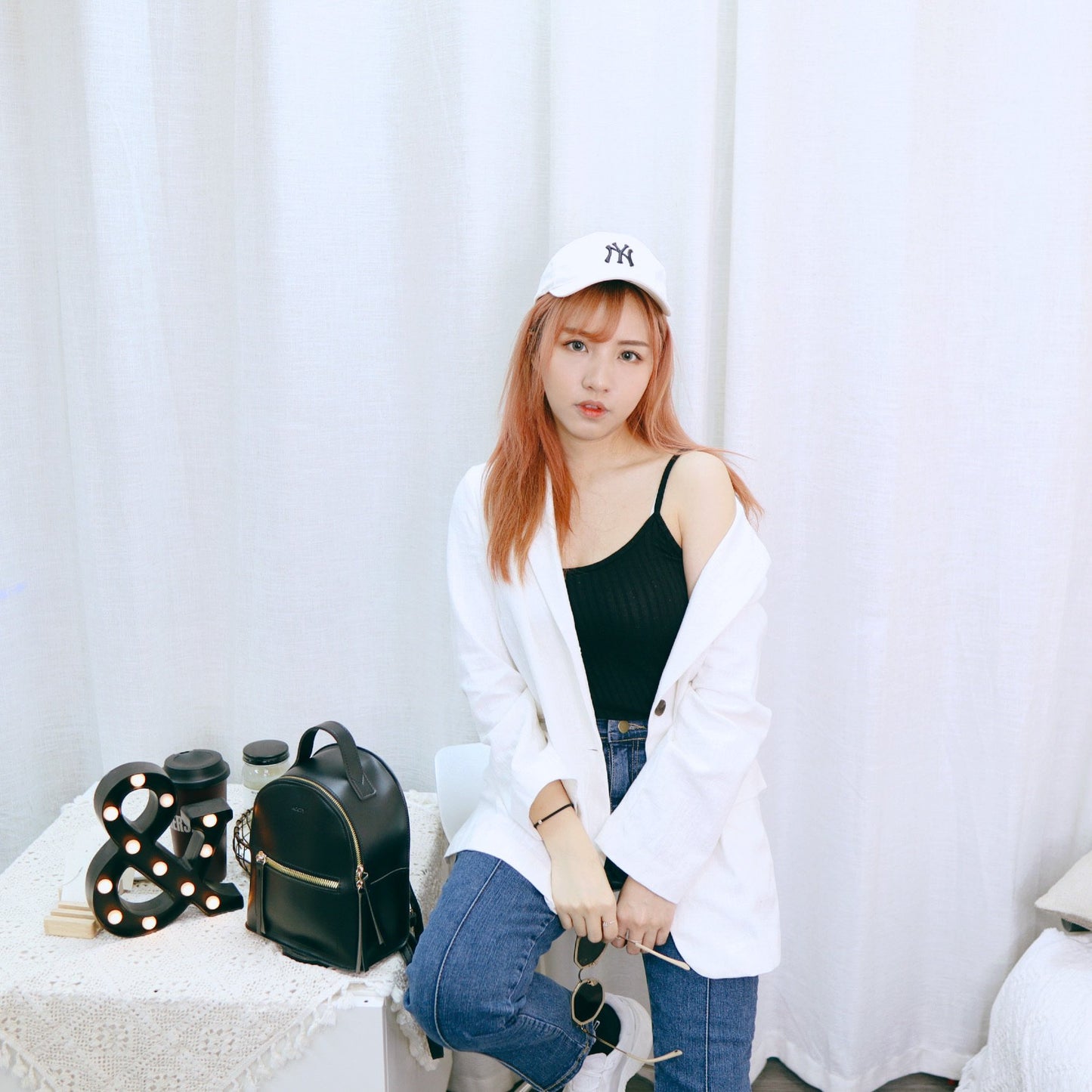 #C031 WHITE THEME OUTER - Letta A