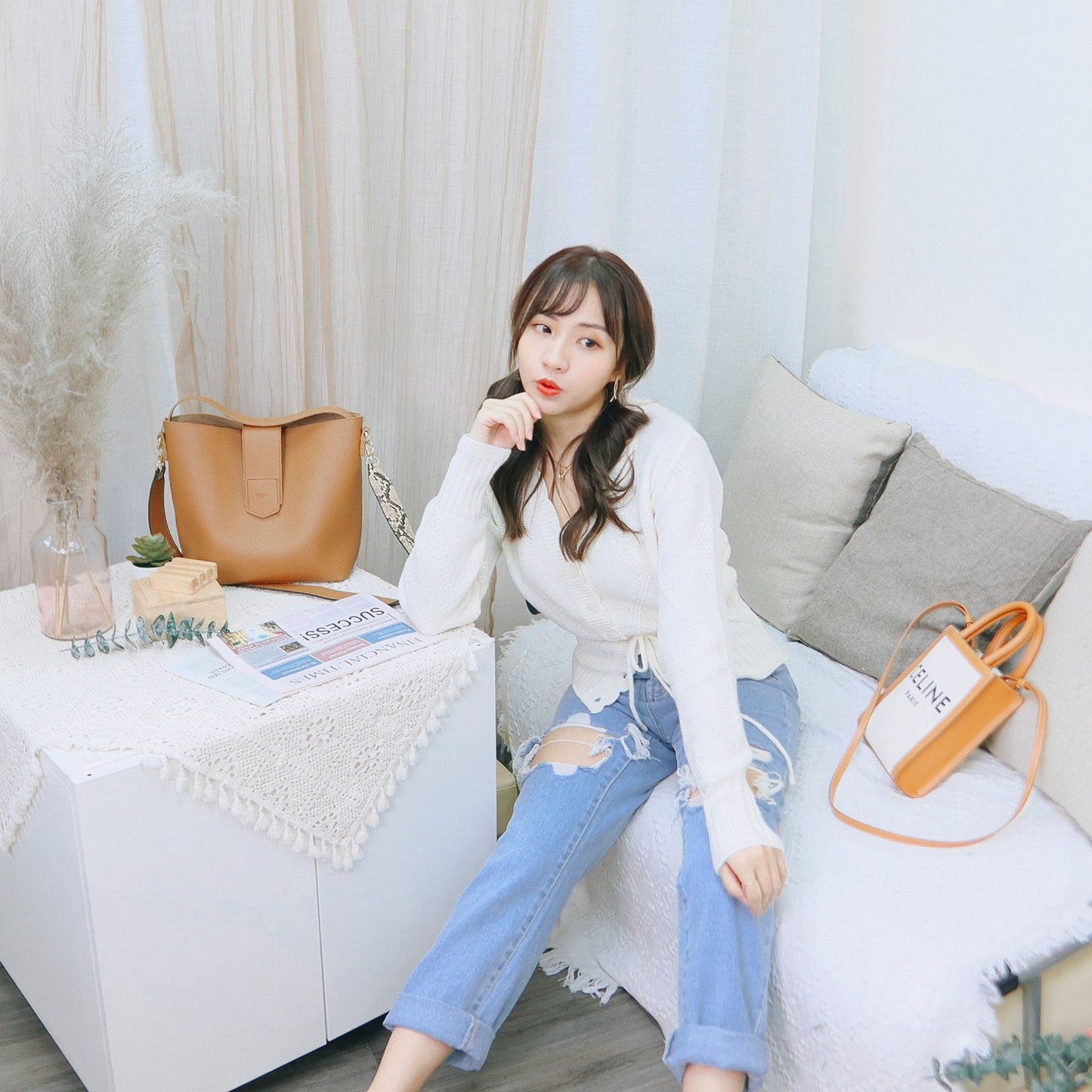 T371 MILKY LIGHT KNIT TOP - Letta A