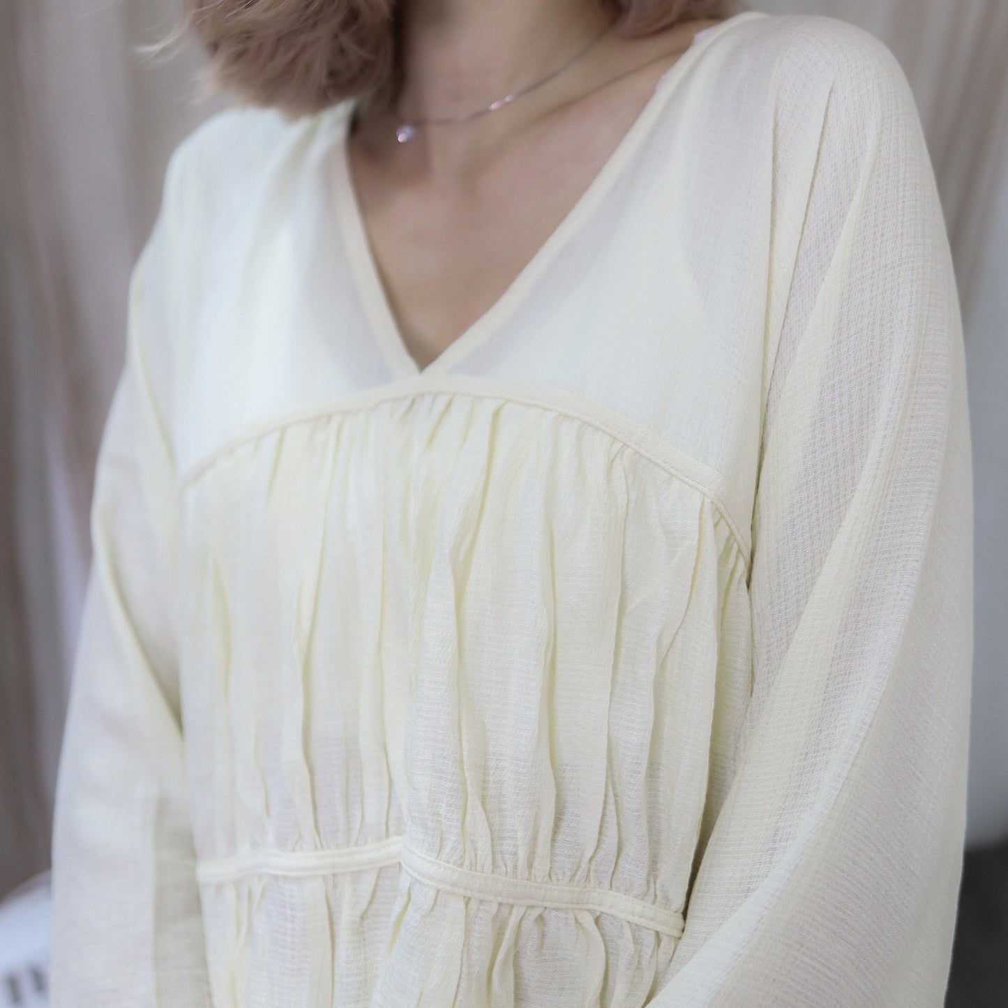 T392 ARITA V-NECK TOP - Letta A