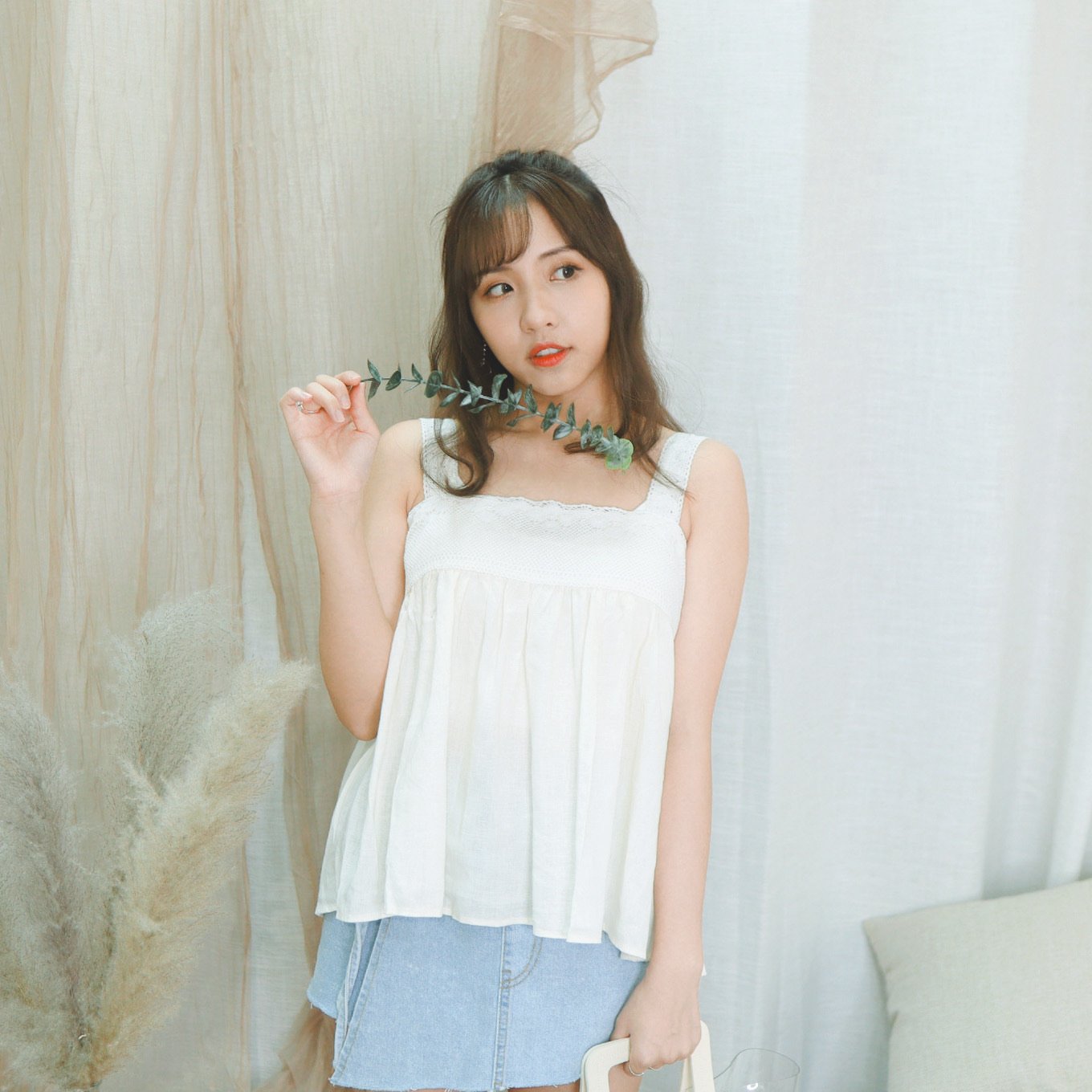 #T316 PANCAKE LACE VEST - Letta A