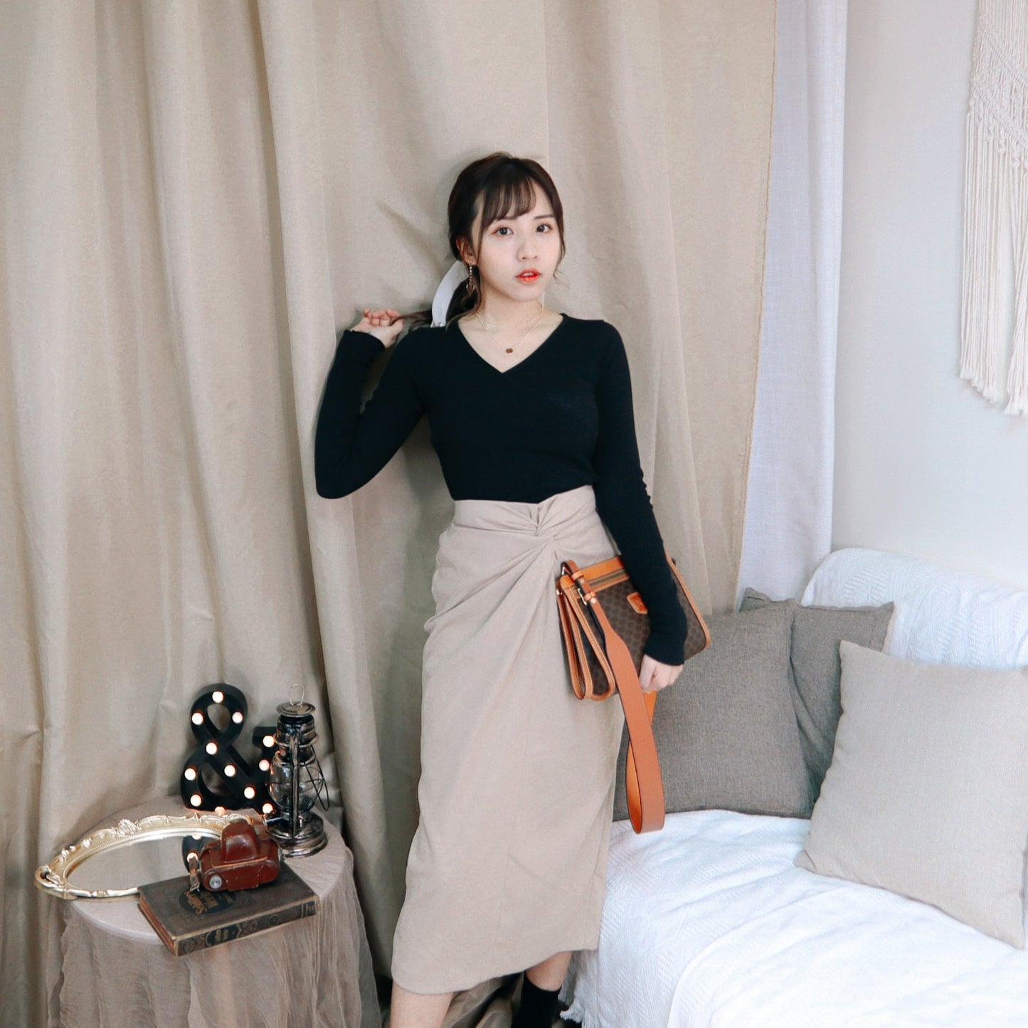 B127 TURNING SKIRT - Letta A