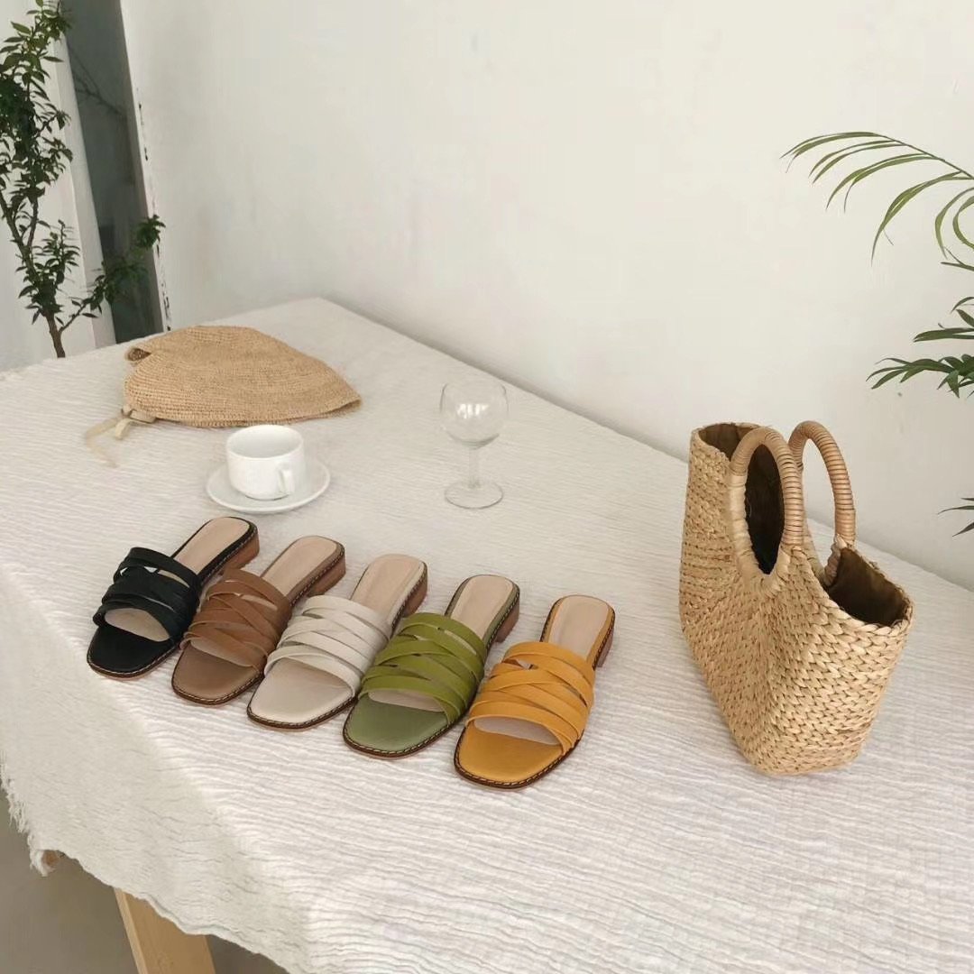 #PO004 WONT LET GO SANDAL - Letta A