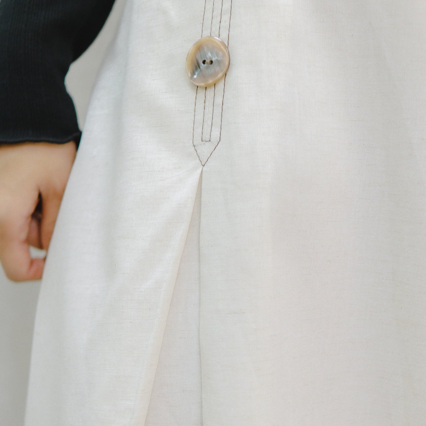 B187 MIDI SKIRT
