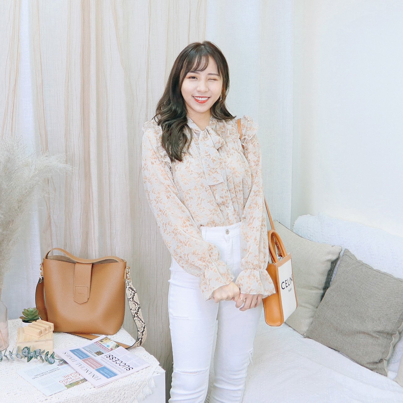 T368 ONNI FLORAL BLOUSE - Letta A