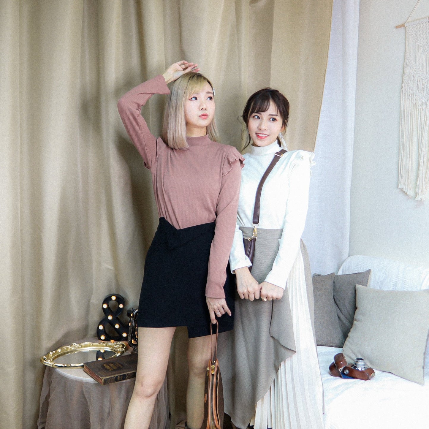 T384 RUFFLE BE TOP - Letta A