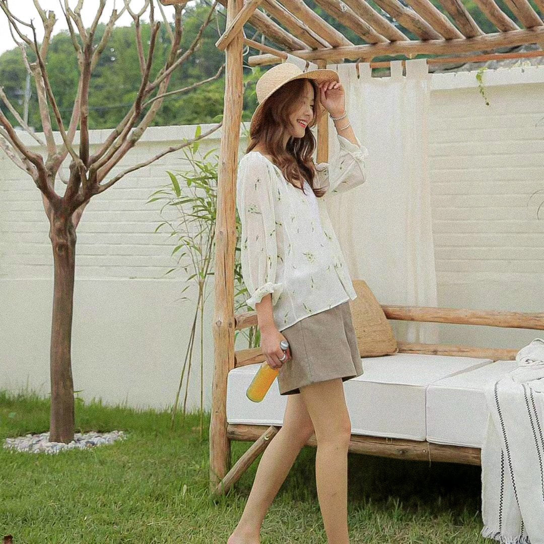 #T343 COLLECTION FLORAL BLOUSE - Letta A