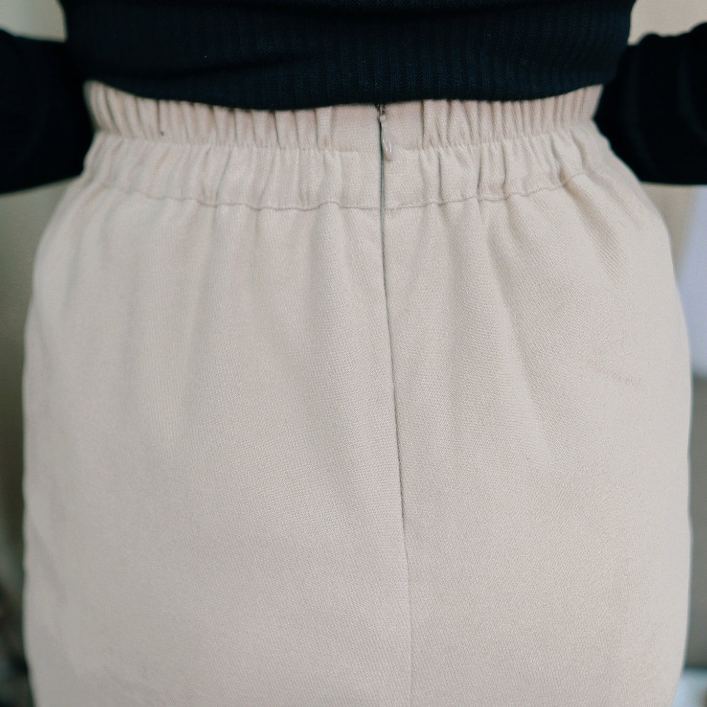 B127 TURNING SKIRT - Letta A