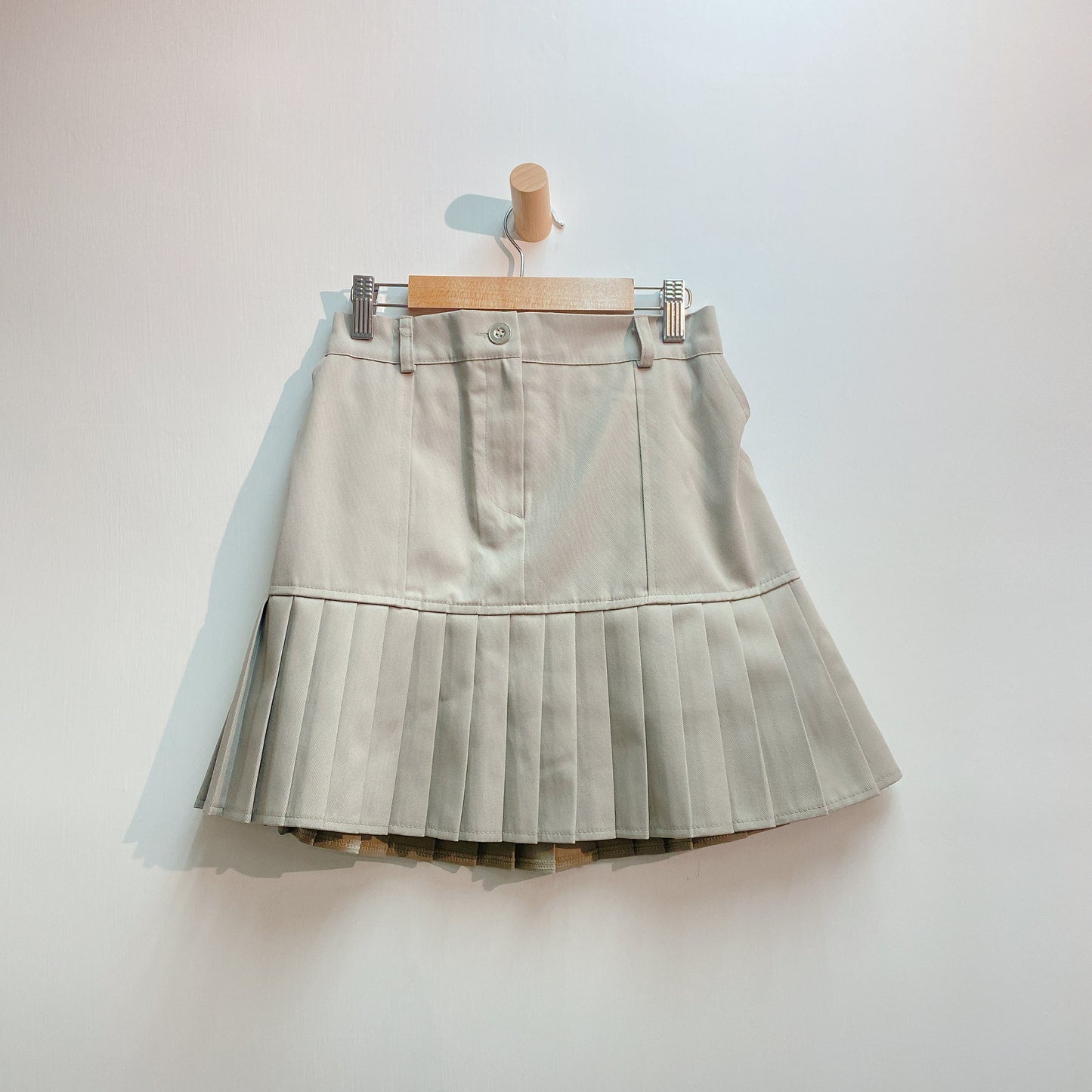 #B101 HOLD MY HANDS SKIRT - Letta A