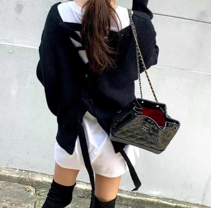 T437 RIBBON BACK SWEATER