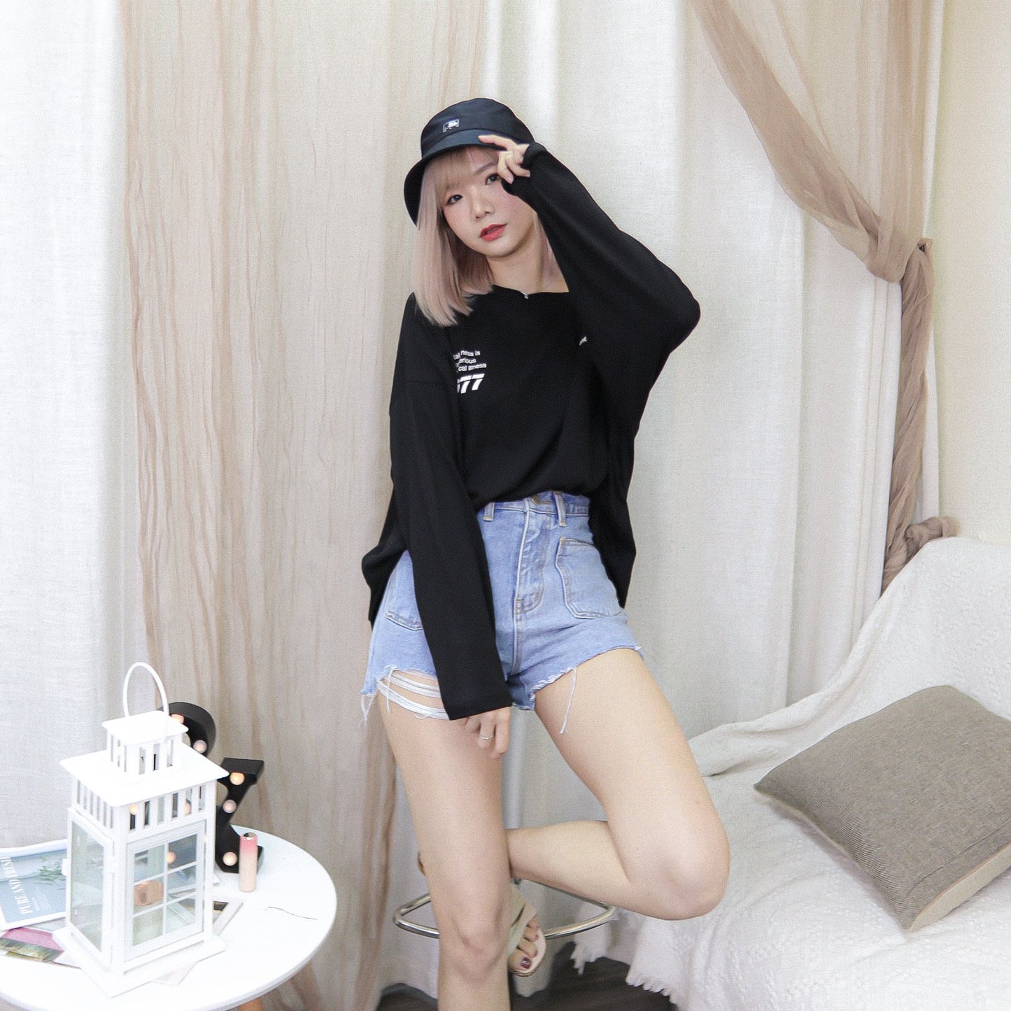 T374 1977 KOREA TEE - Letta A