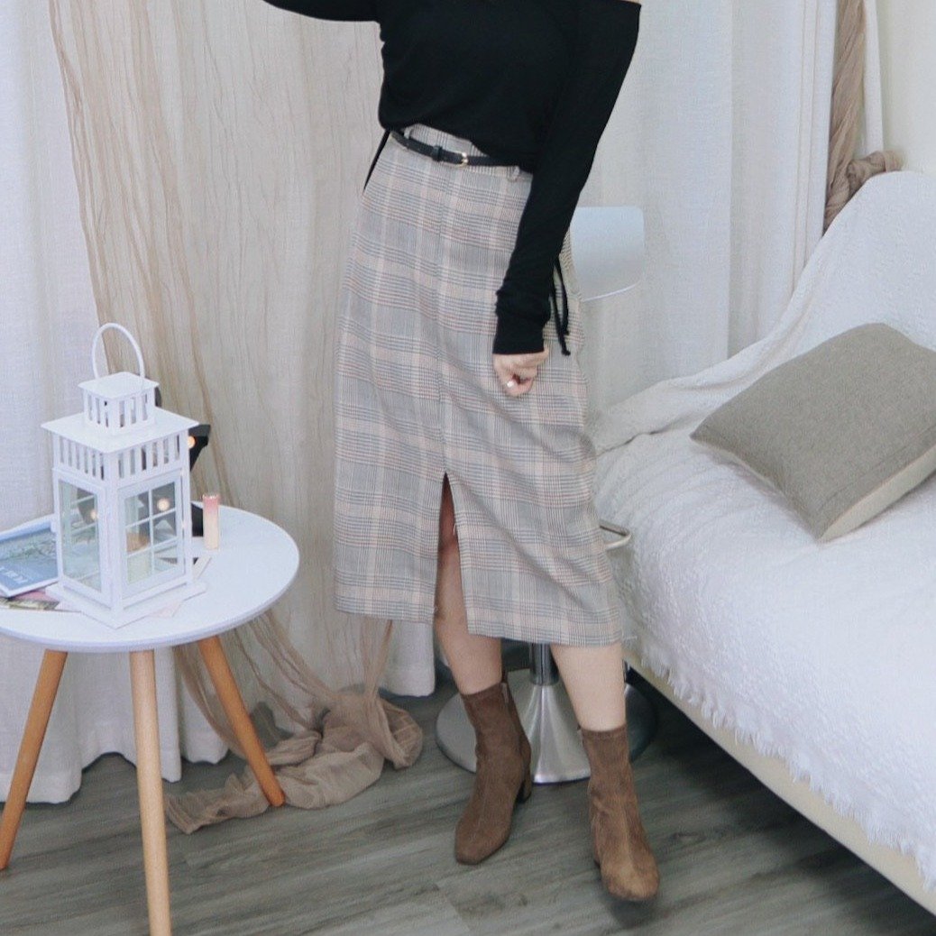 B123 FOLLOW CHECKED SKIRT (WITH BELT) - Letta A