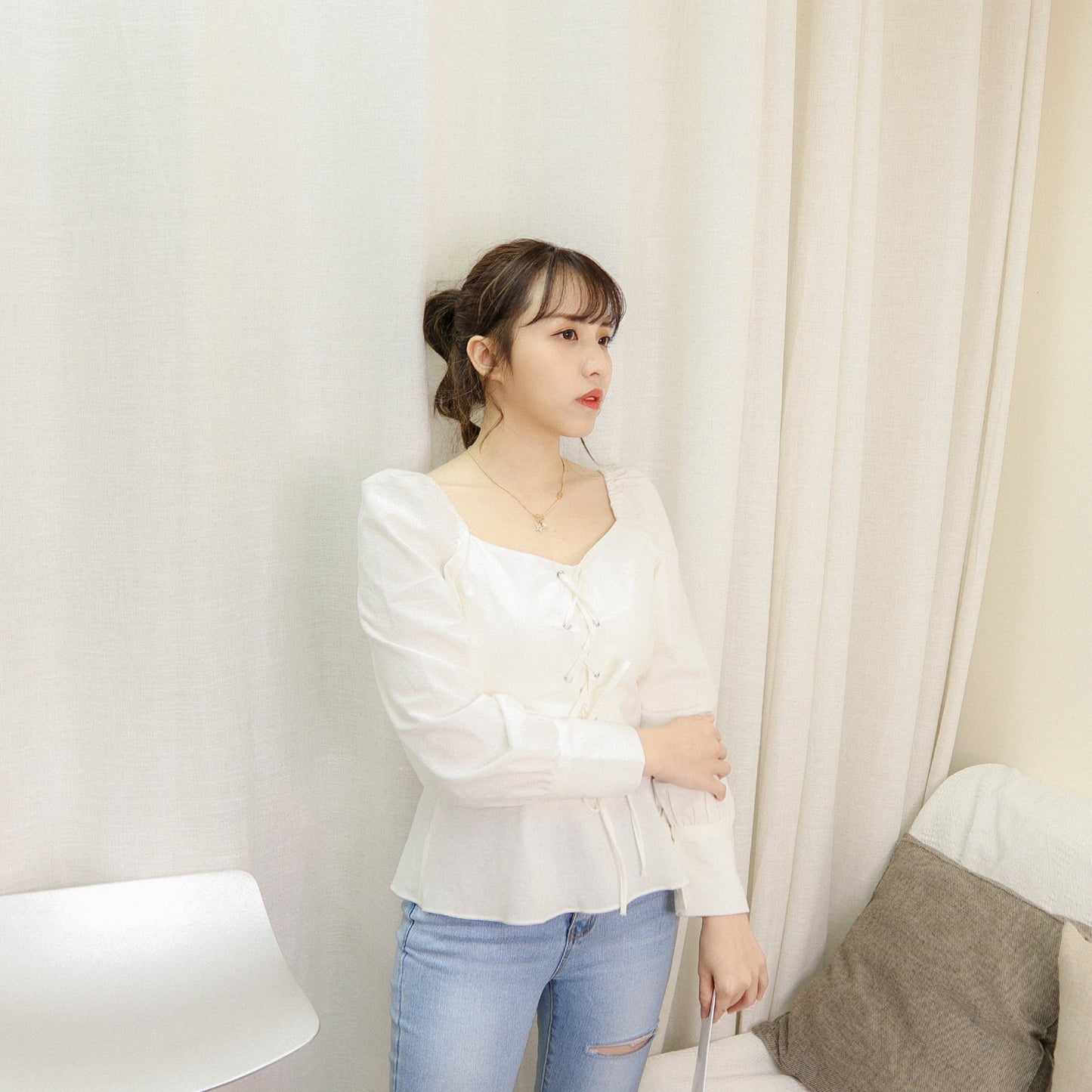 T466 KISSES TOP