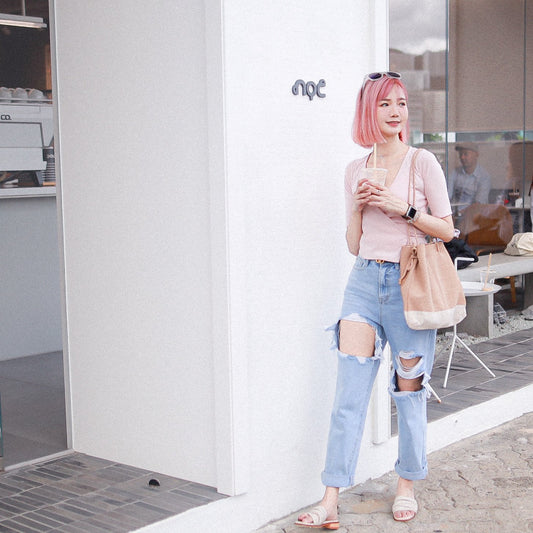 #J107 BREAK MY HEART JEANS - Letta A