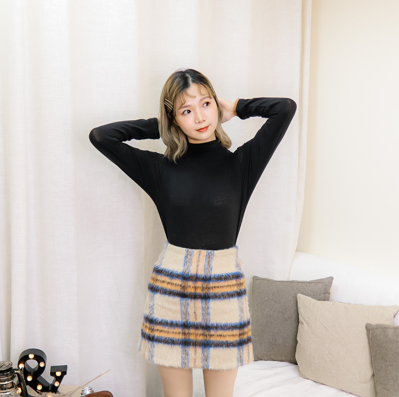 B147 BLUE BELL FLUFFY SKIRT