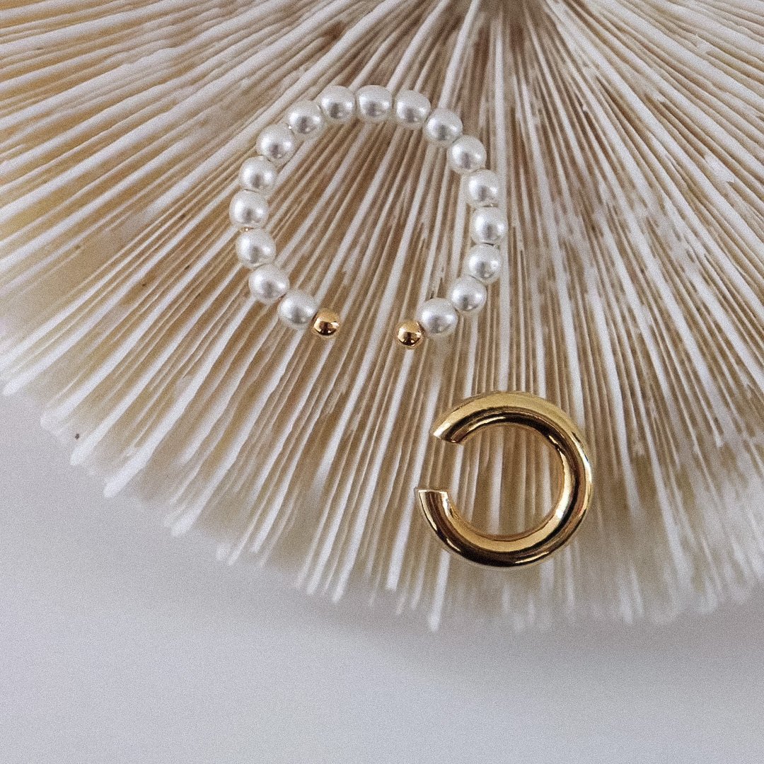 #A038 WHEN EARRINGS - Letta A