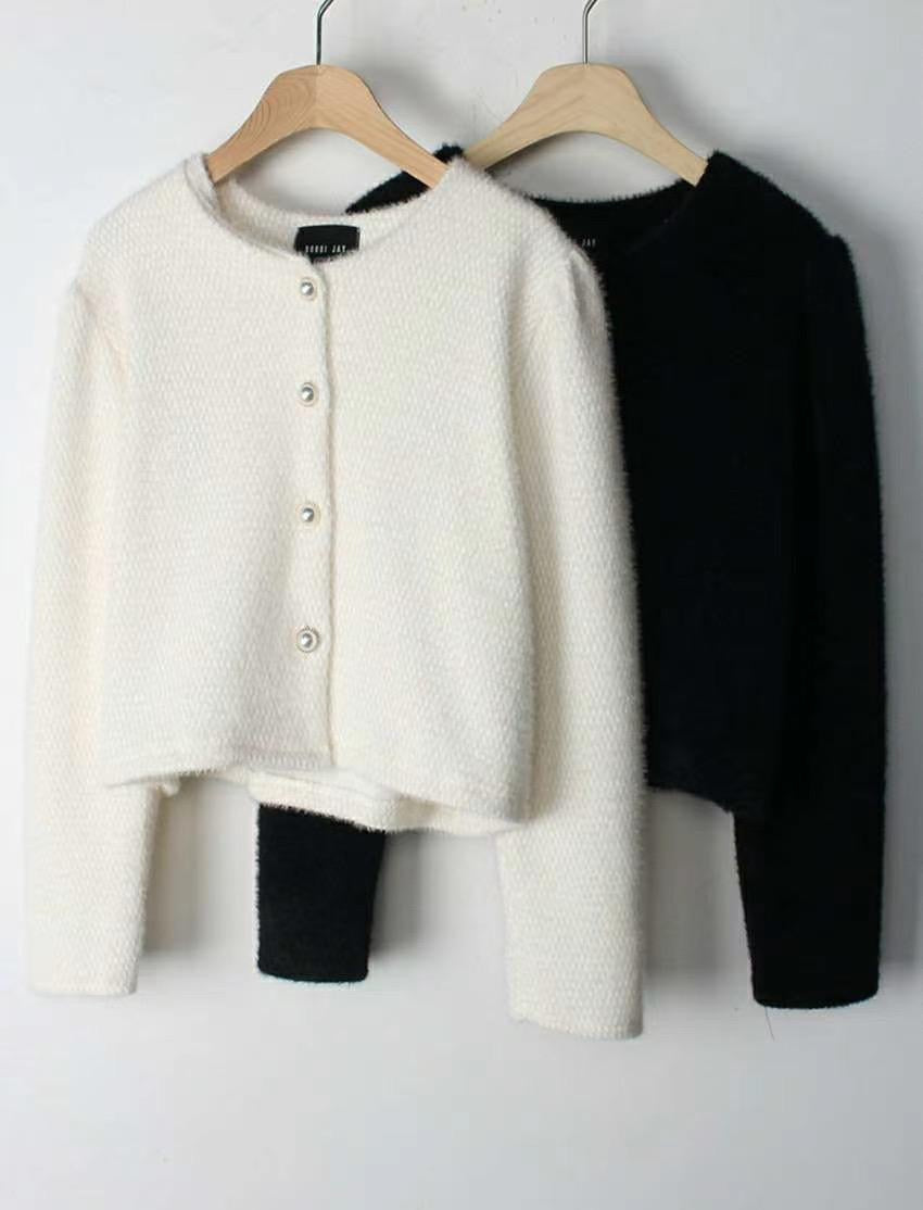 C042 BELONG TO ME JK SET