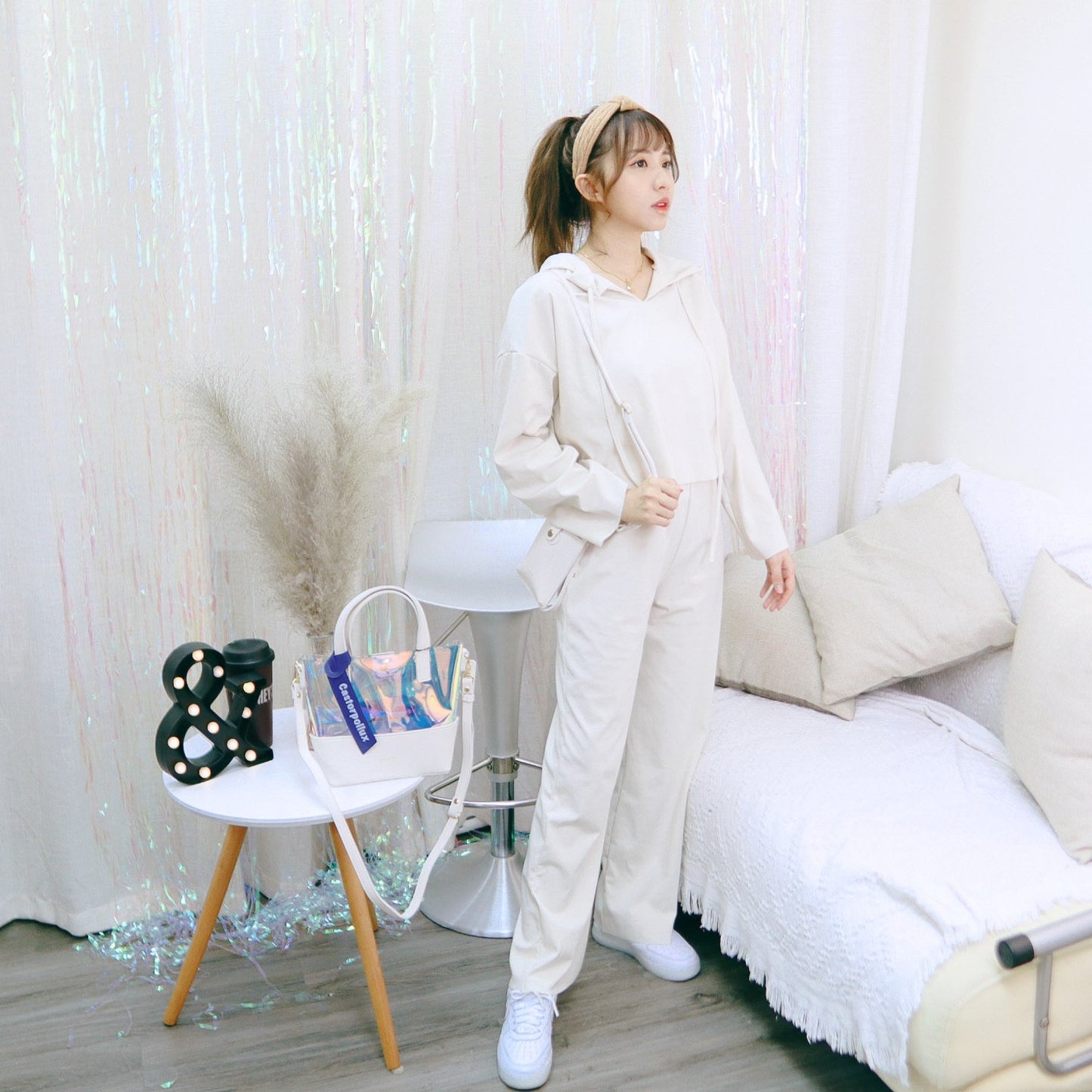 T367 MINIMUM LOVE SET - Letta A