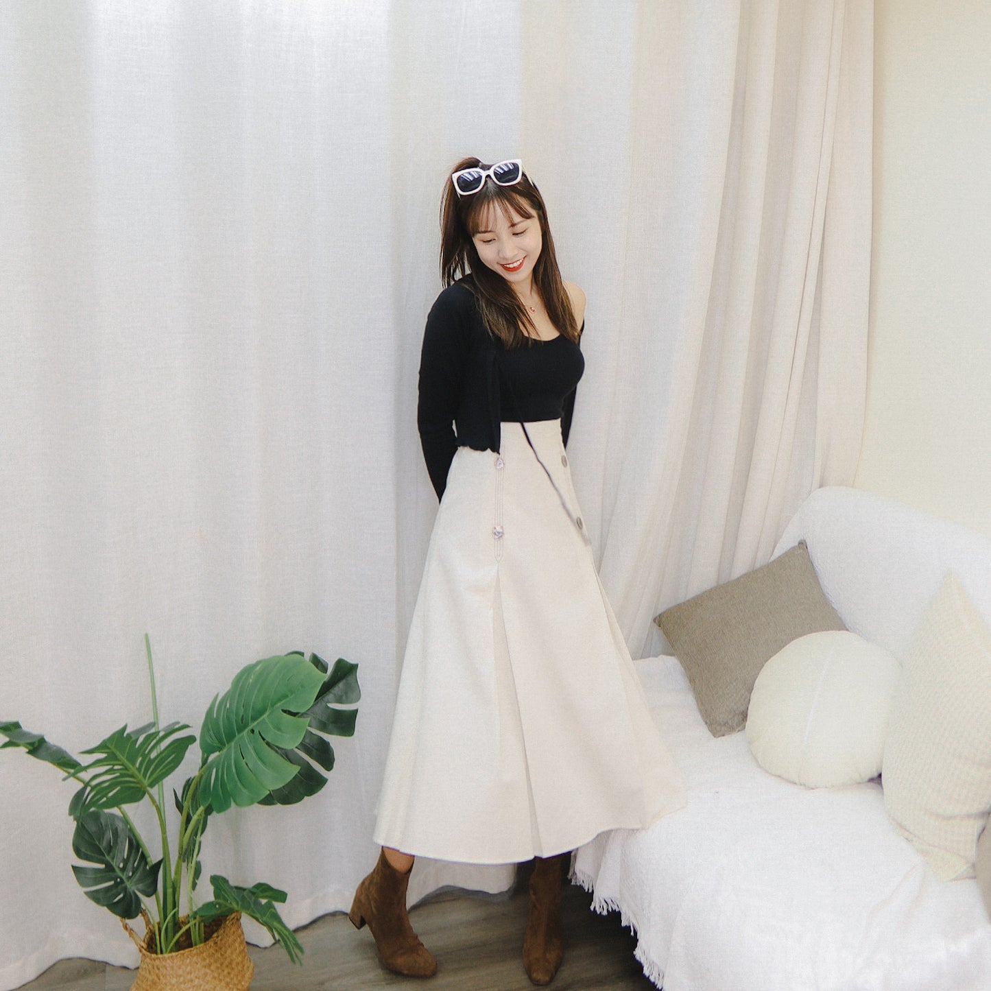 B187 MIDI SKIRT