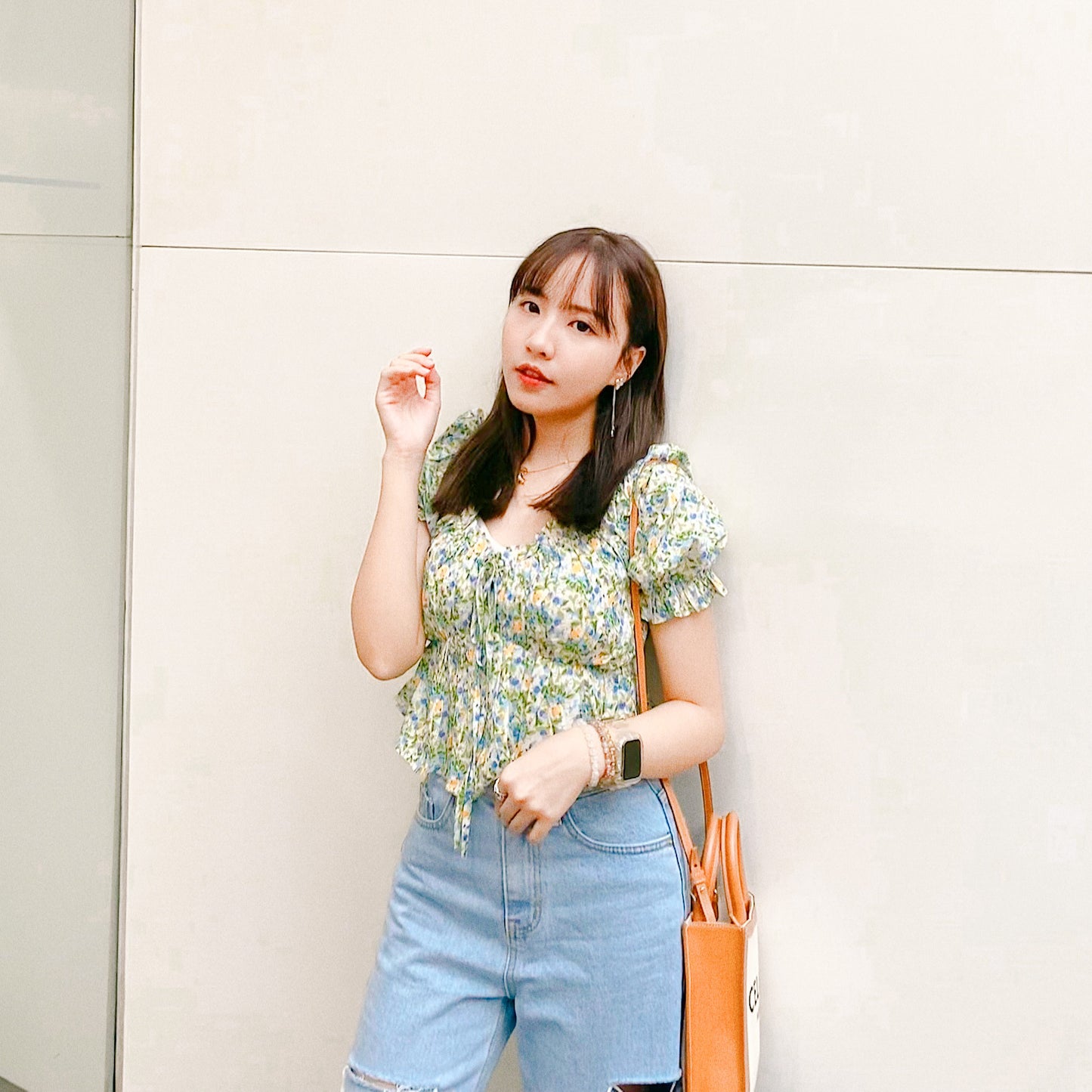 T545 FLOWERS DAY TOP