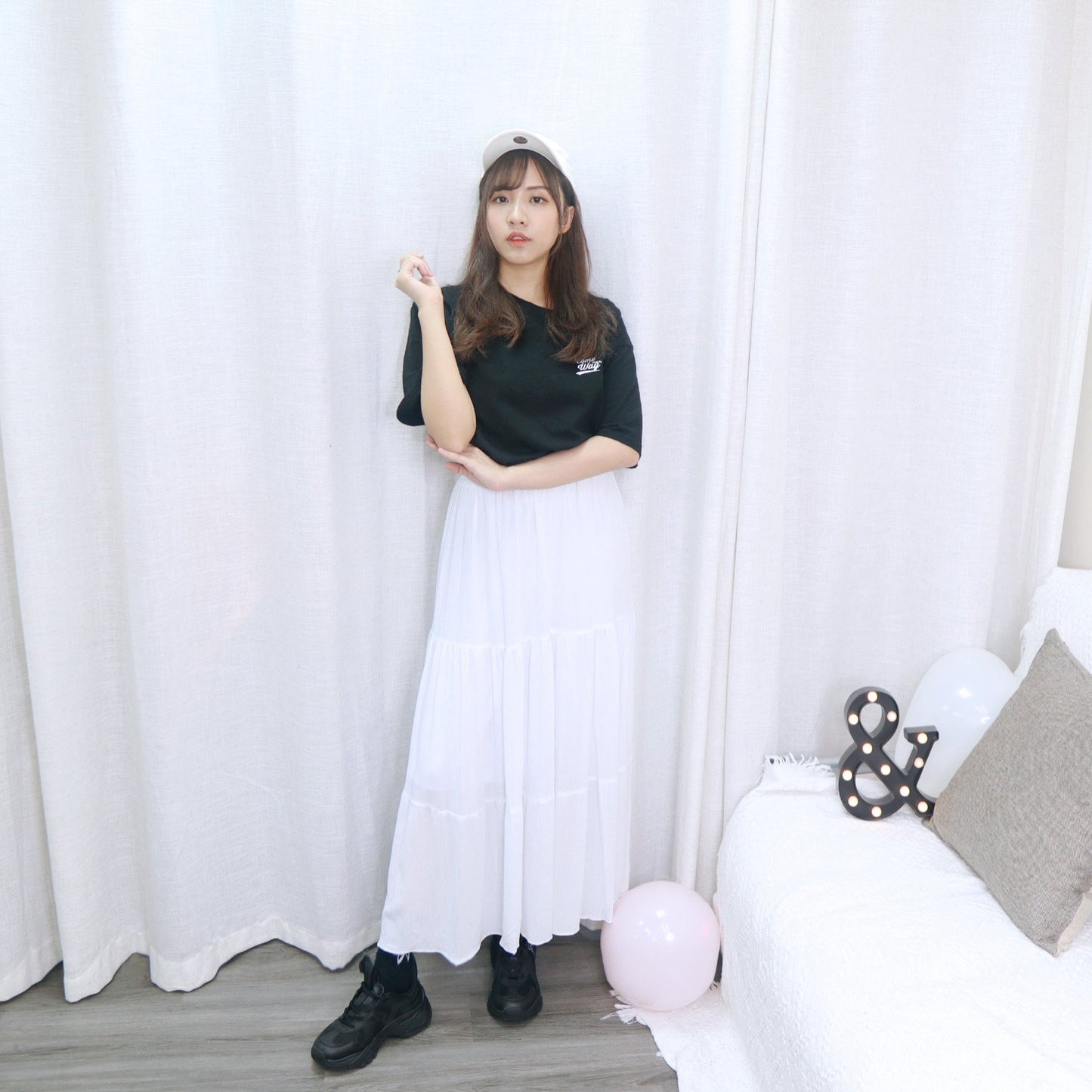 #B096 IN BETWEEN SKIRT - Letta A