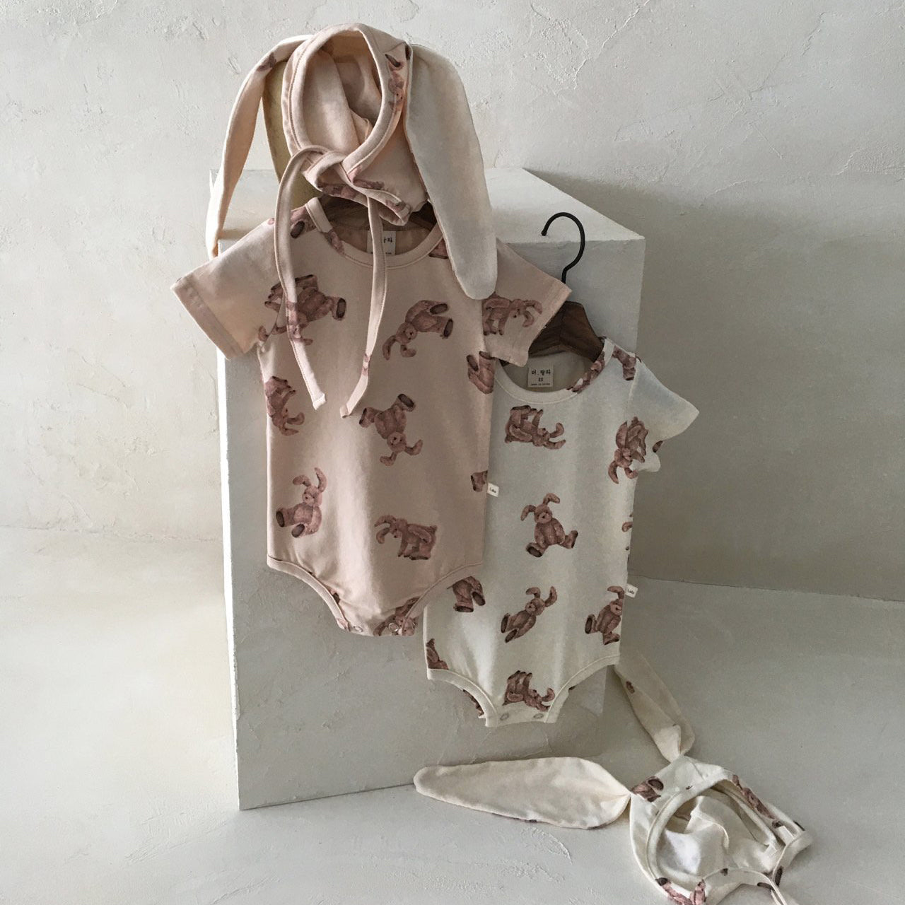 BT052 BUNNY BABY SET / TEE