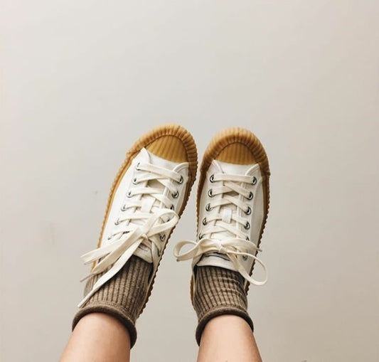 BE001 Excelsior bolt low