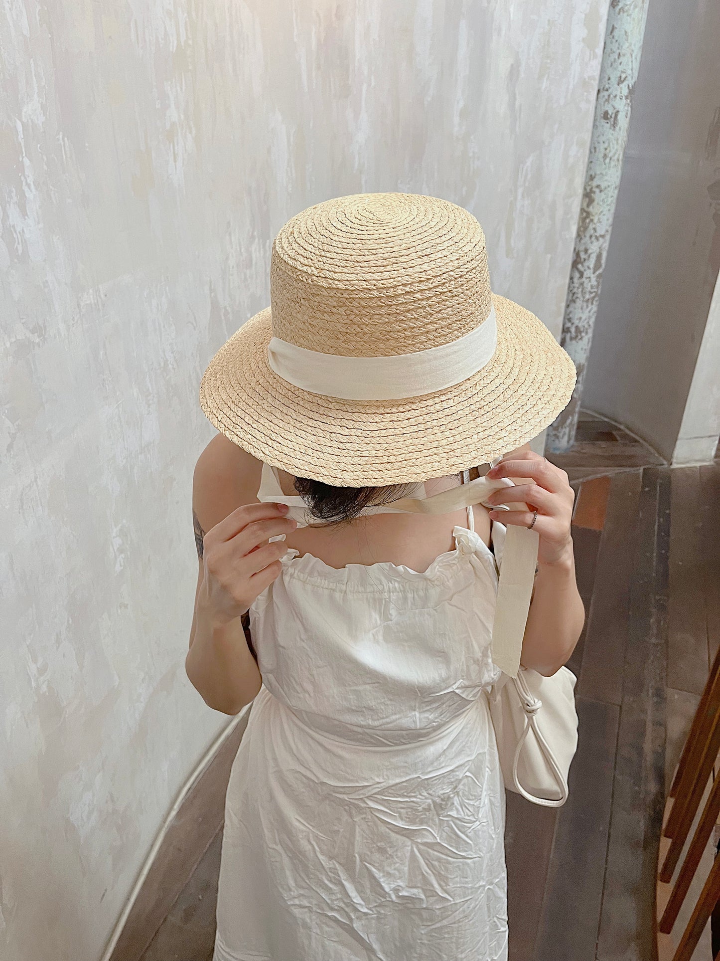 A077 KOREA STRAW HAT