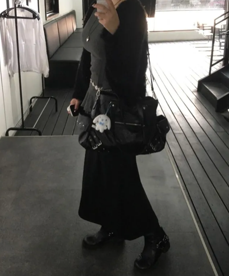 [韓國代購] DEINET STUD POCKET BIG BAG (截單日後3-4星期到貨)