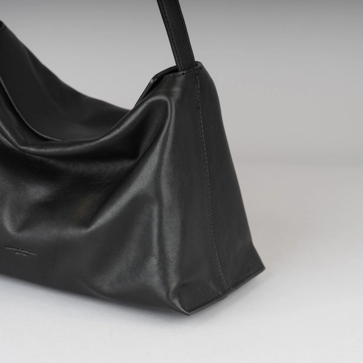 [韓國東大門代購] Bucks & Leather #BL002 Bread Bag (S/M)