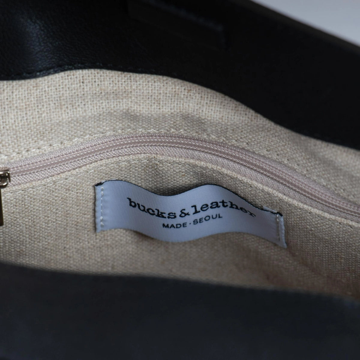 [韓國東大門代購] Bucks & Leather #BL002 Bread Bag (S/M)