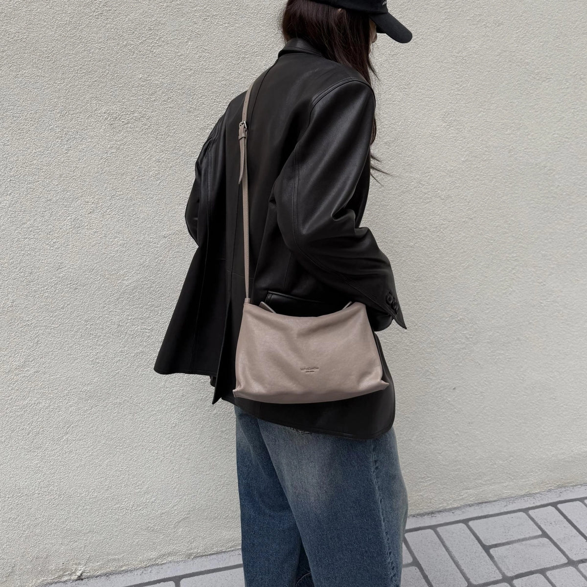 [韓國東大門代購] Bucks & Leather #BL002 Bread Bag (S/M)