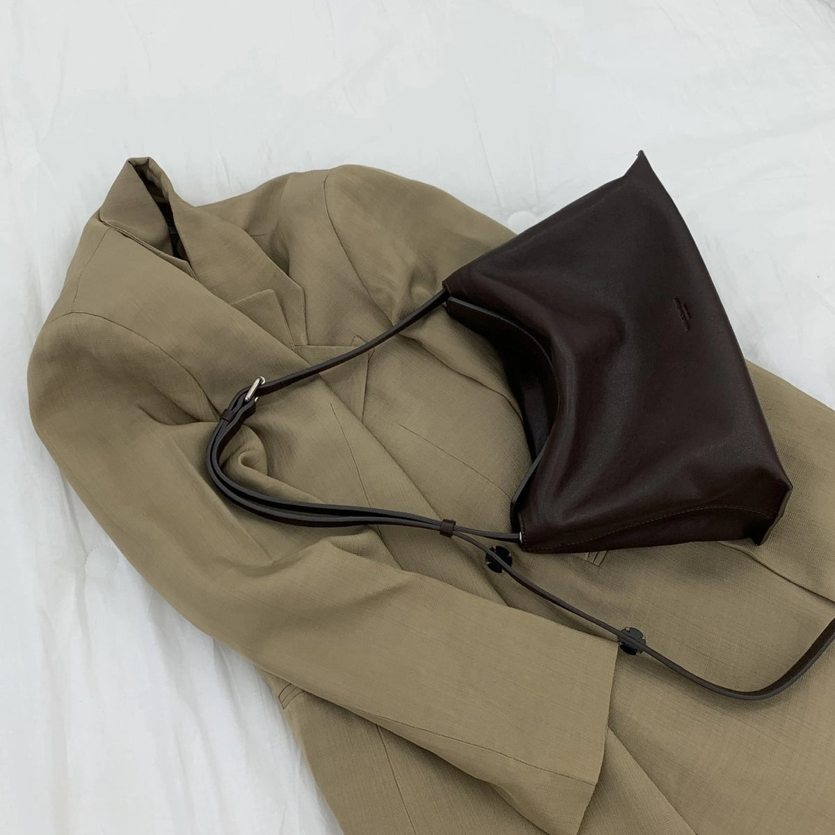 [韓國東大門代購] Bucks & Leather #BL002 Bread Bag (S/M)