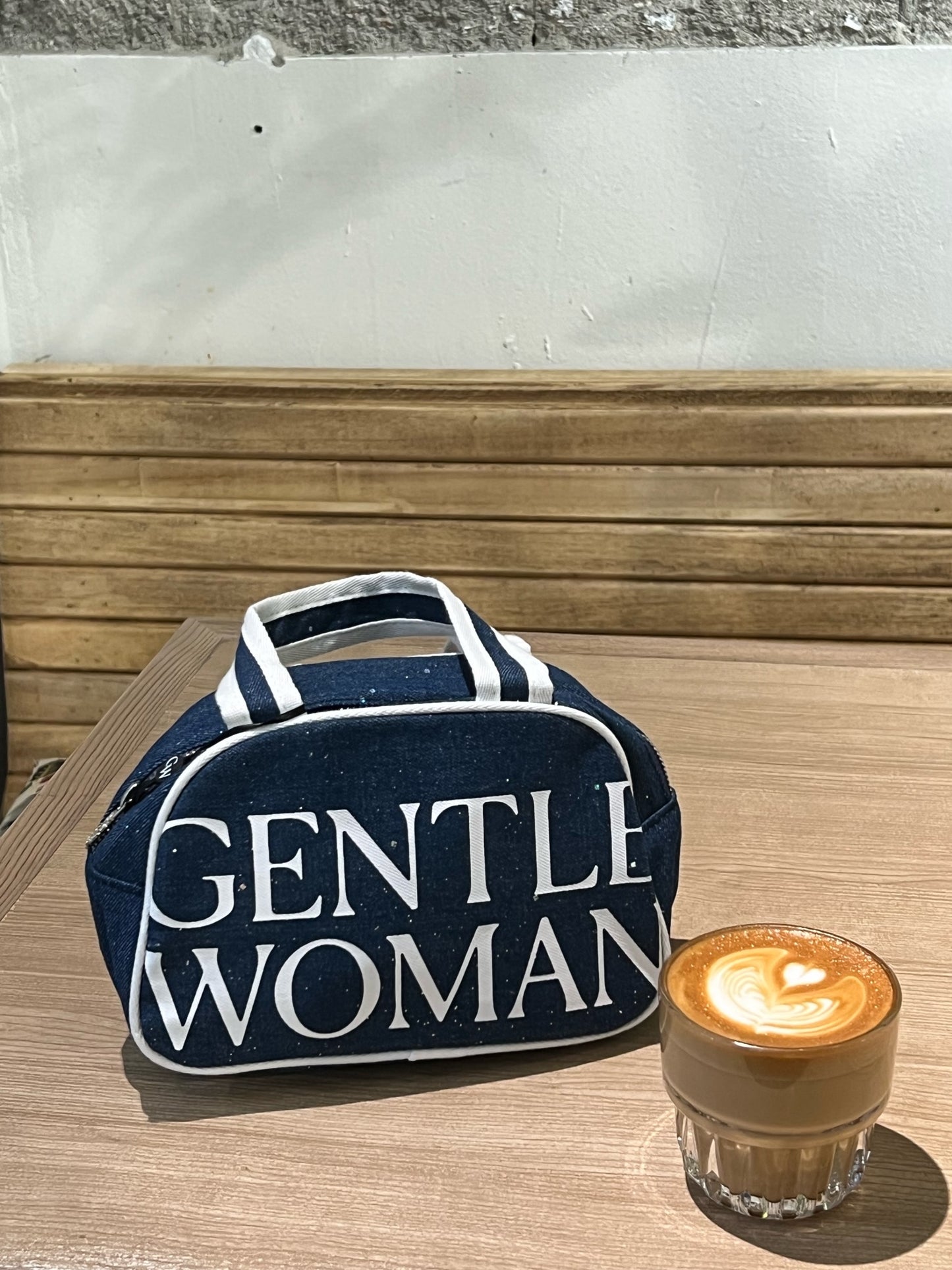 GW17 GENTLEWOMAN HANDBAG