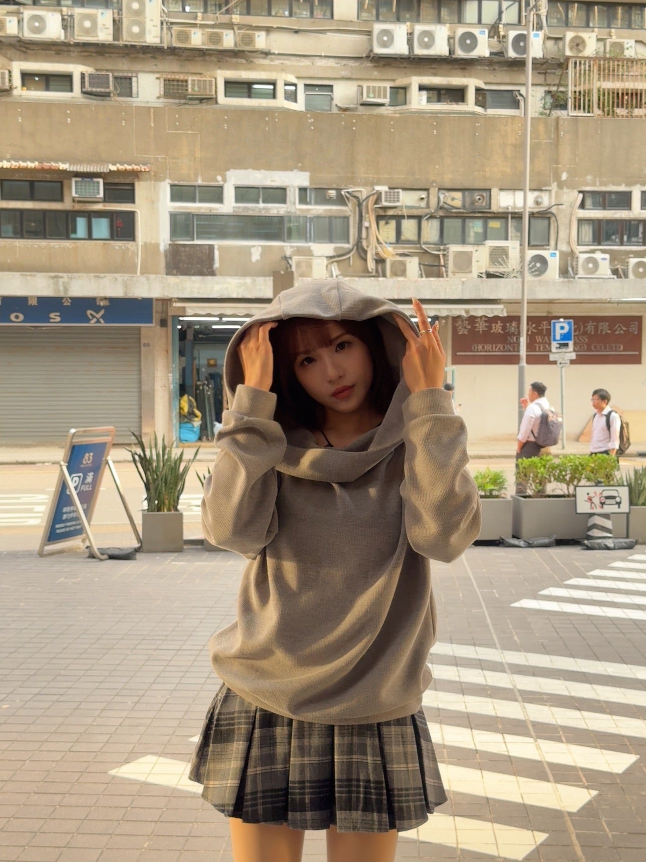 T1036 2 WAYS CHIC HOODIE