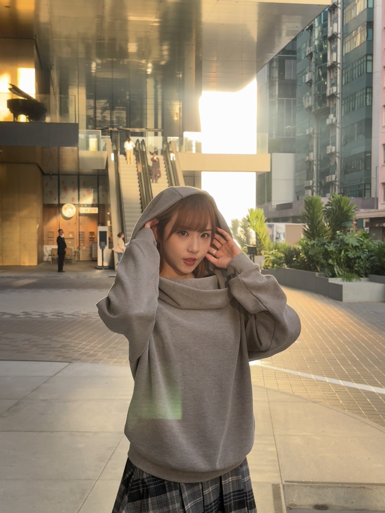 T1036 2 WAYS CHIC HOODIE