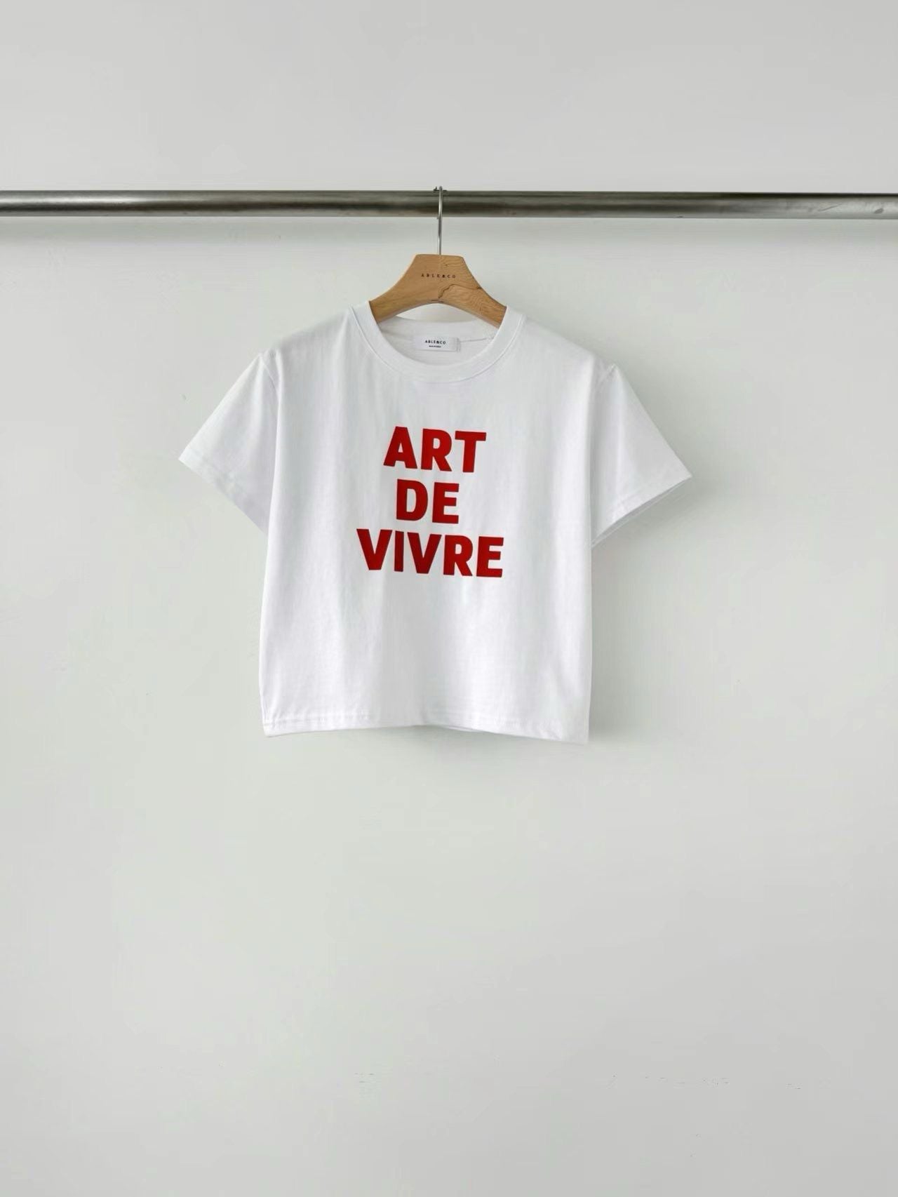 T975 VIVRE CROP TEE