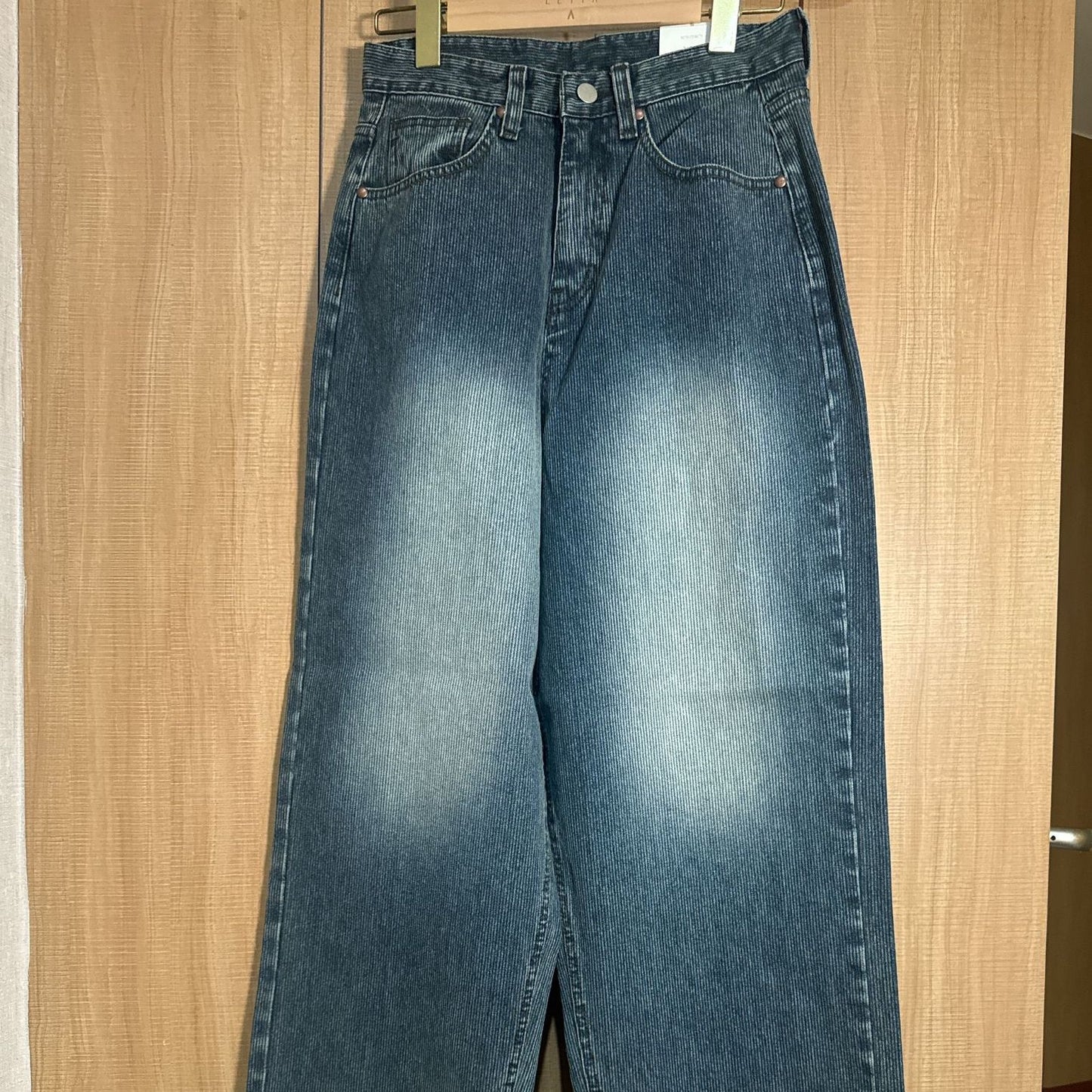 J326 DAN JEANS