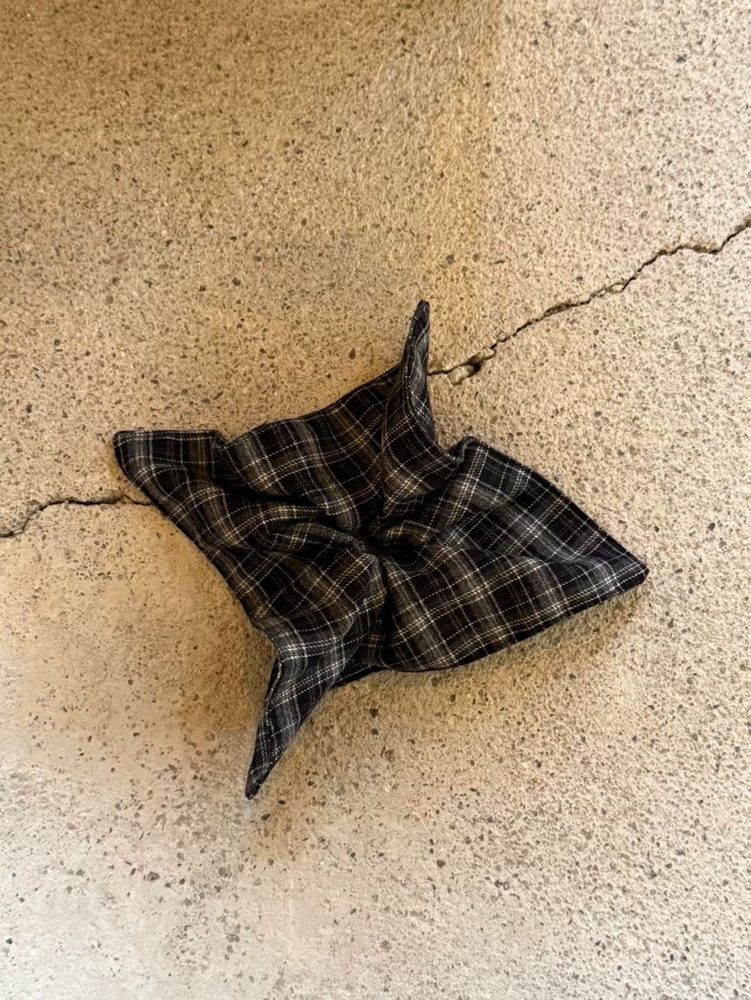 A078 FLO WINTER BAND